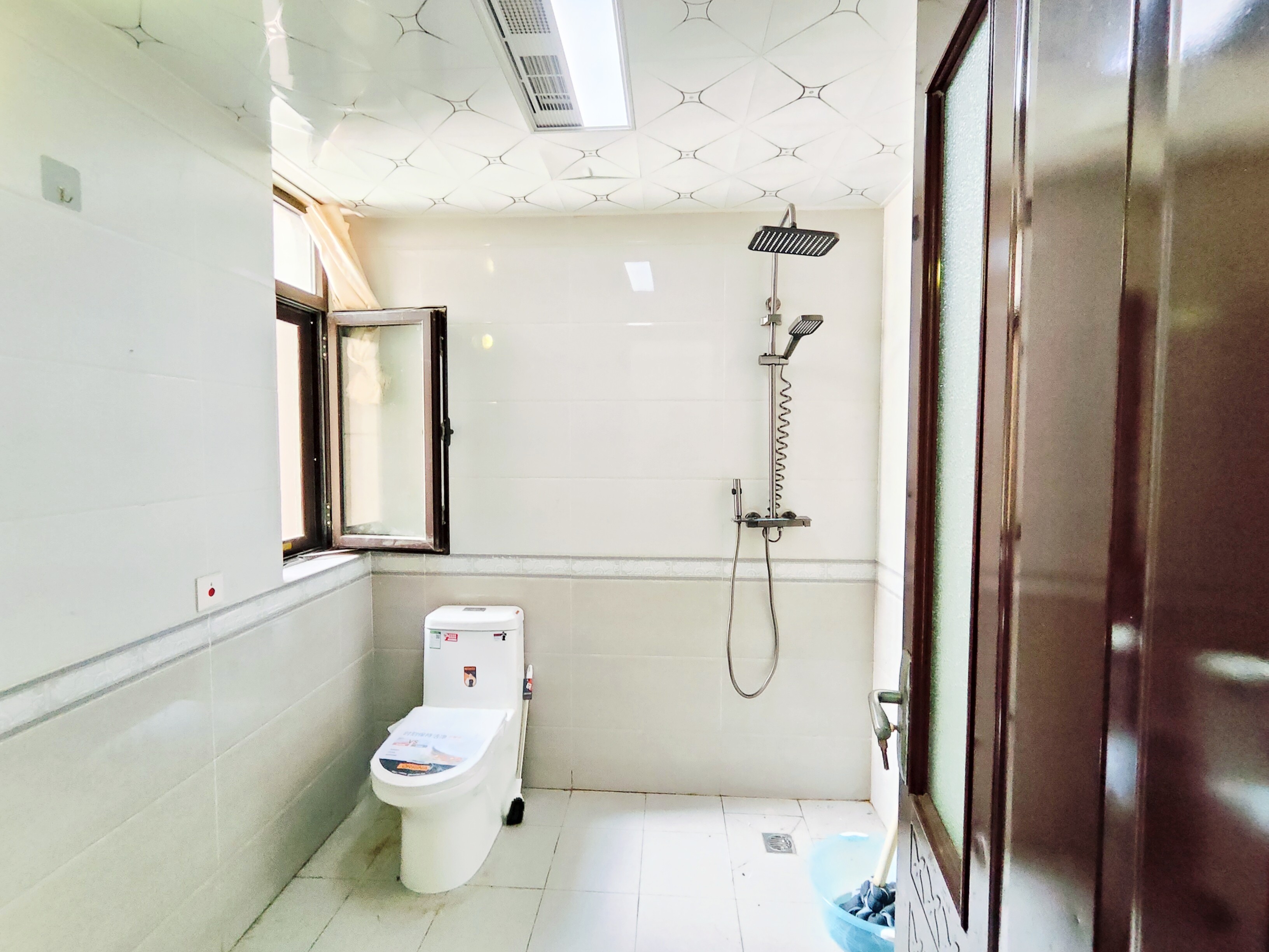 海尔云世界滟澜公馆花园