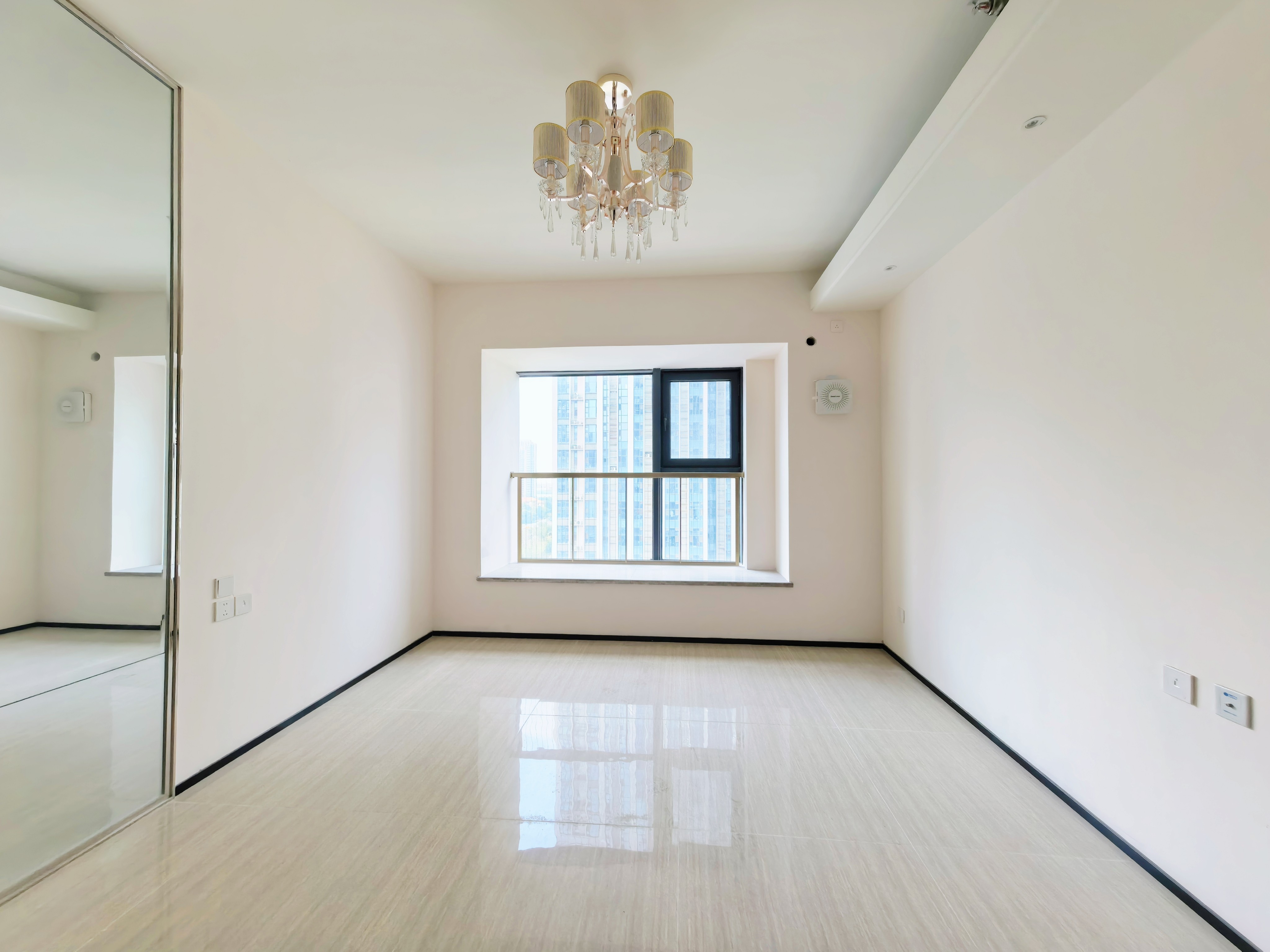  恒大翡翠华庭 南