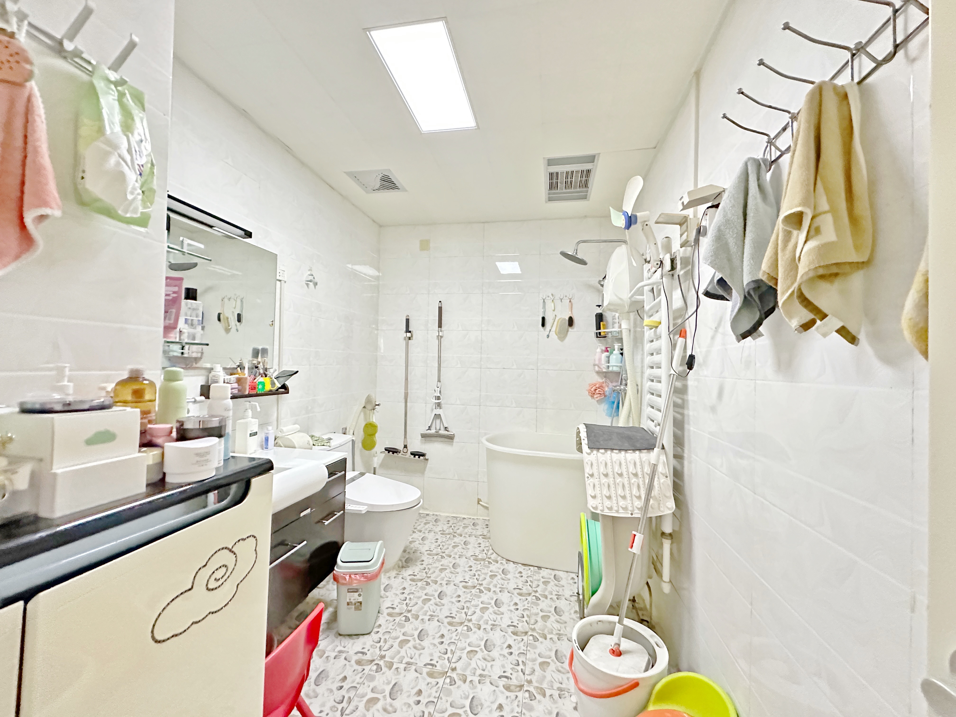 卧龙花园龙和苑