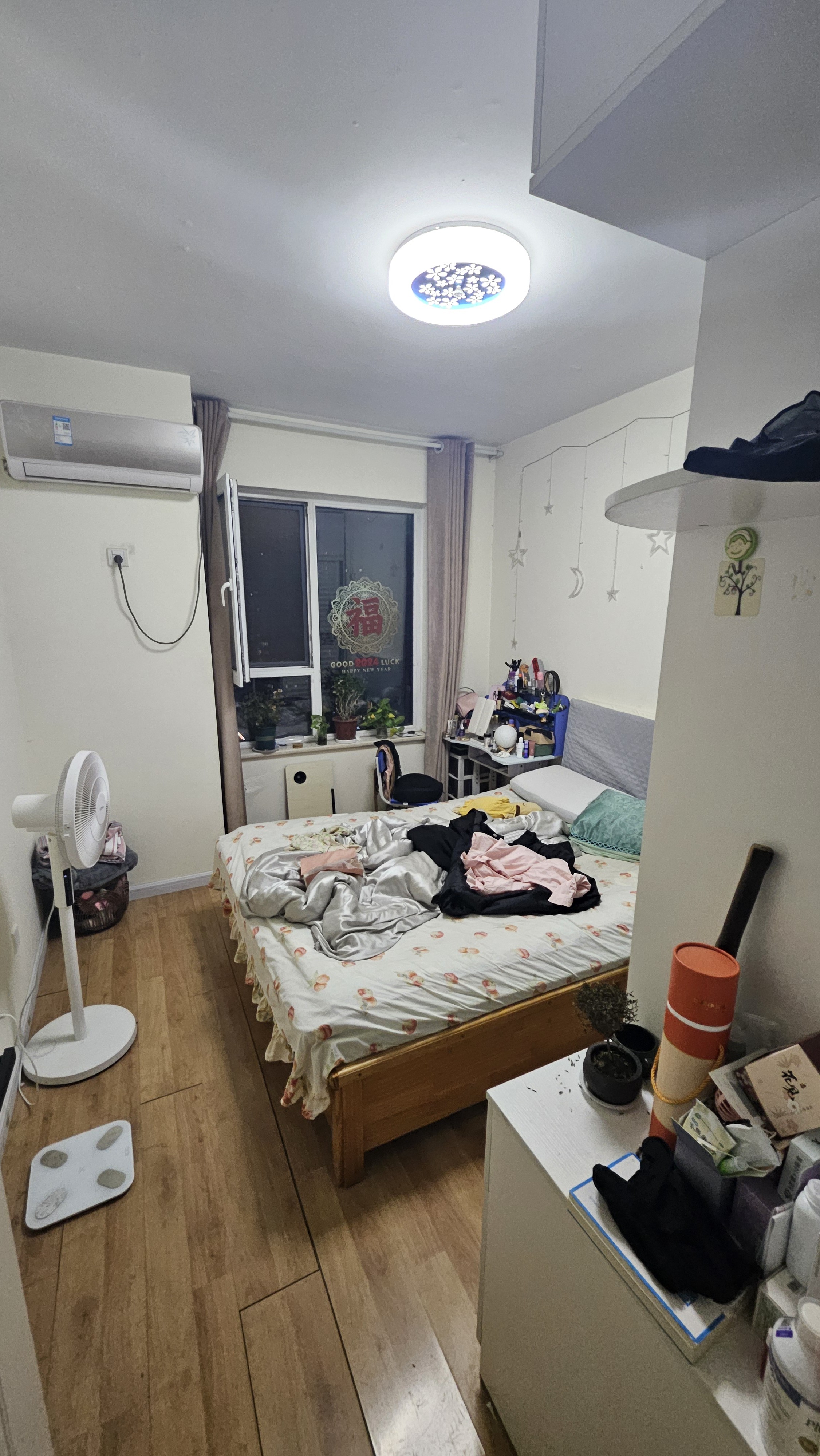 天鸿万象新天哈佛郡