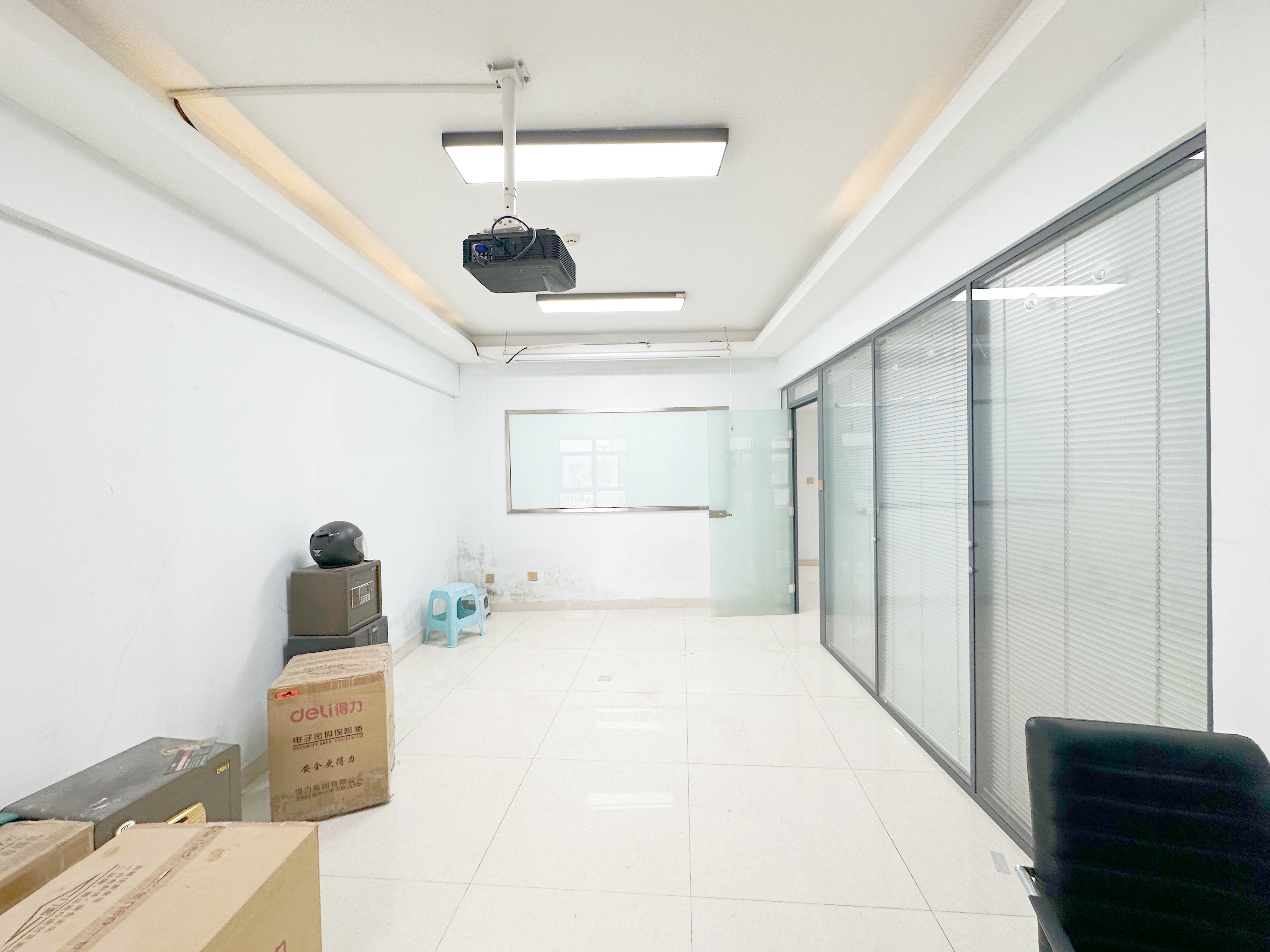 南益名泉春晓公寓