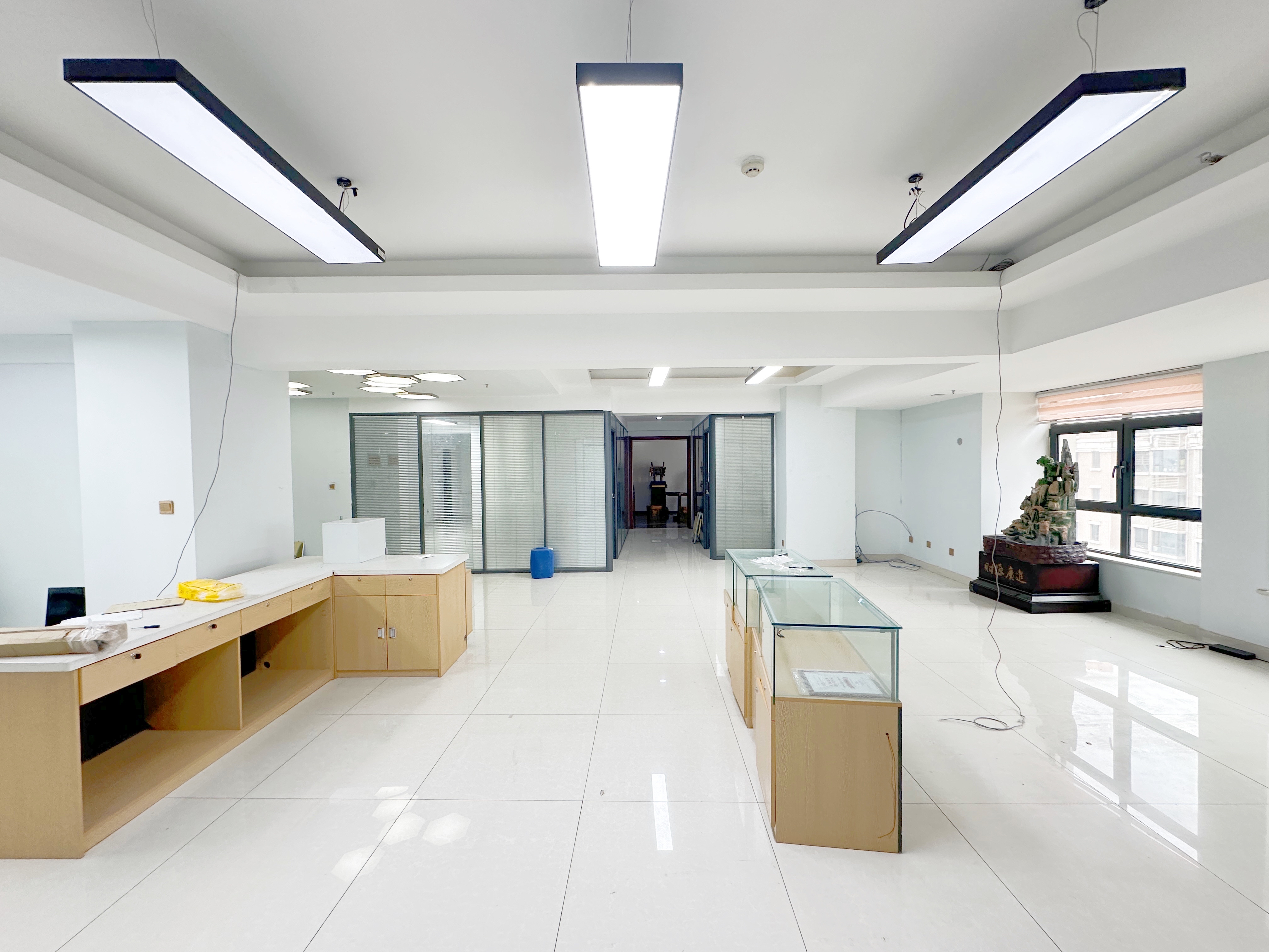 南益名泉春晓公寓