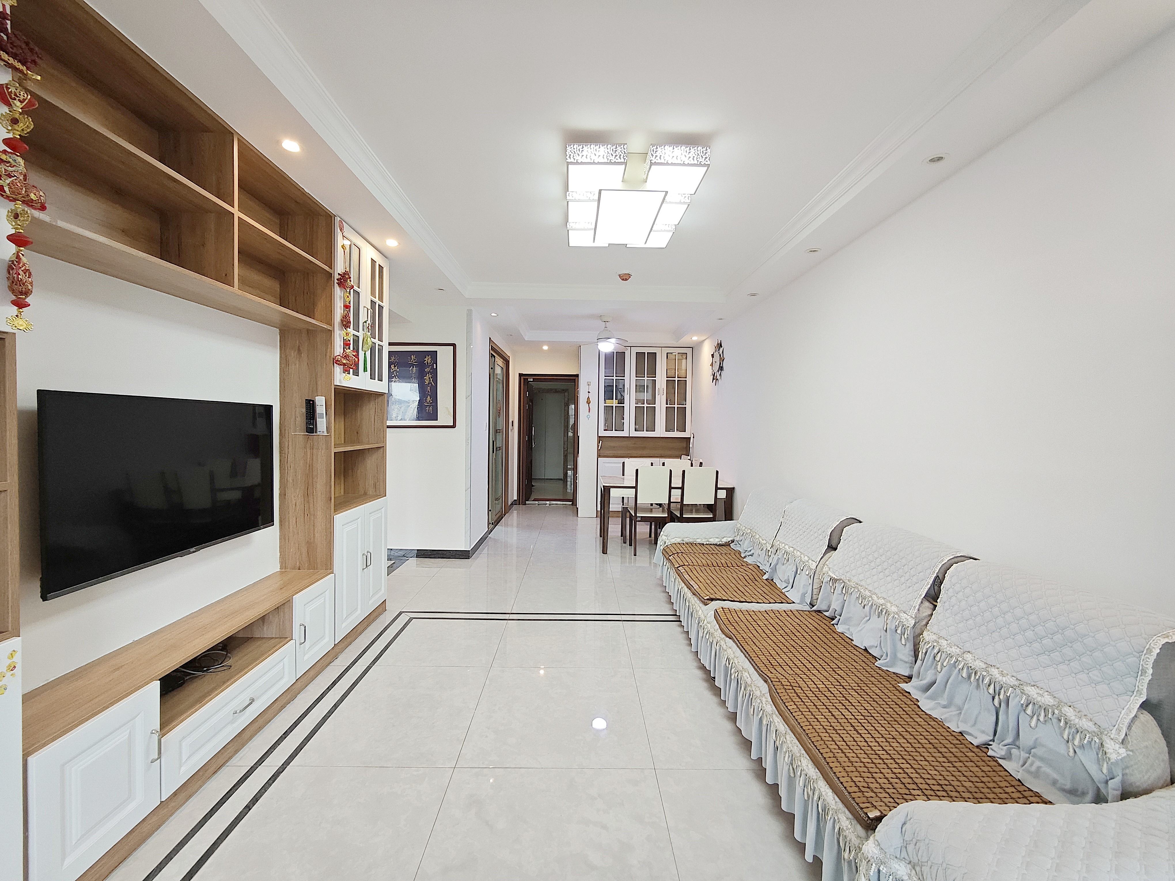  三盛国际公园 南