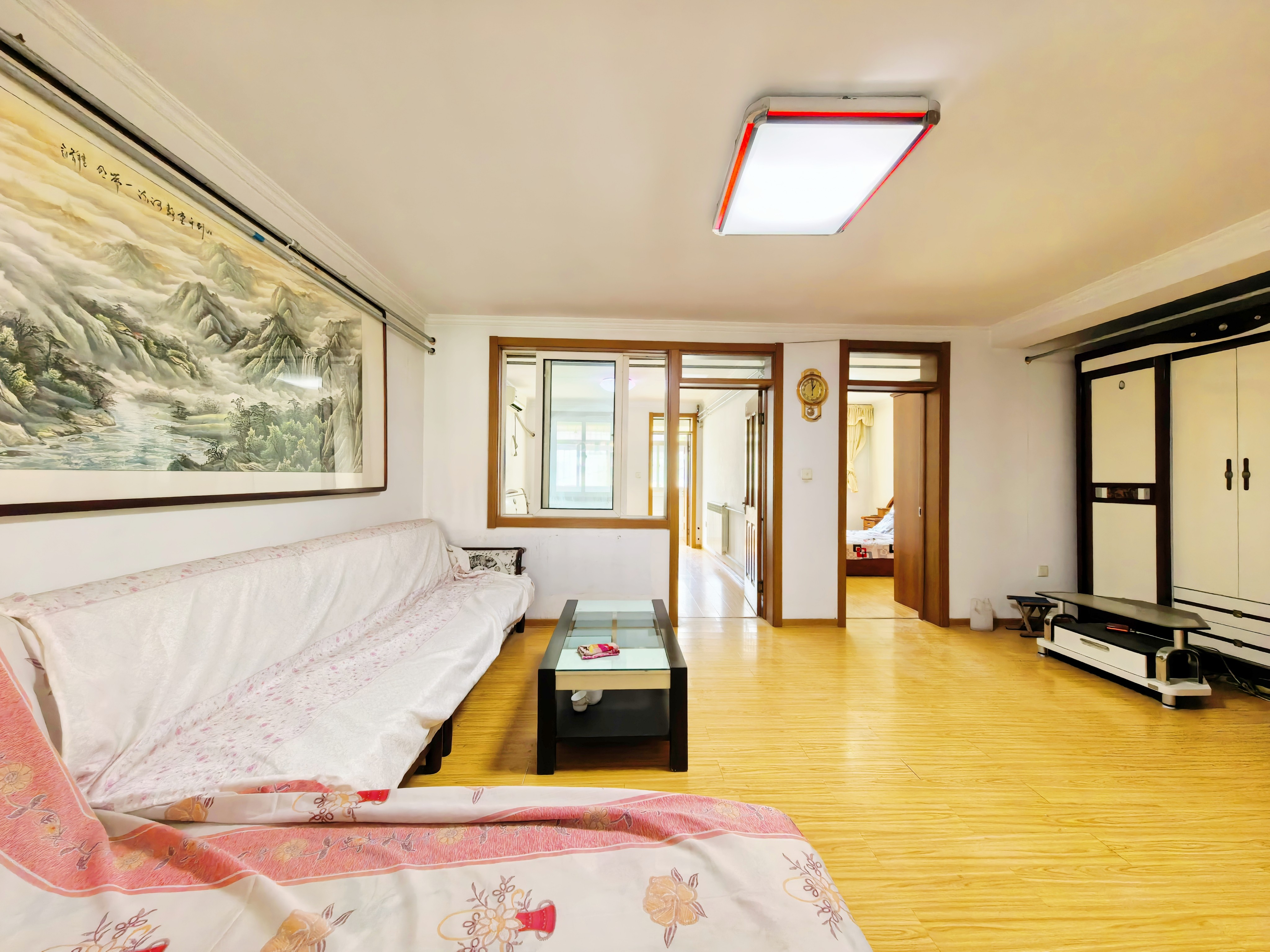 白马山铁路新村