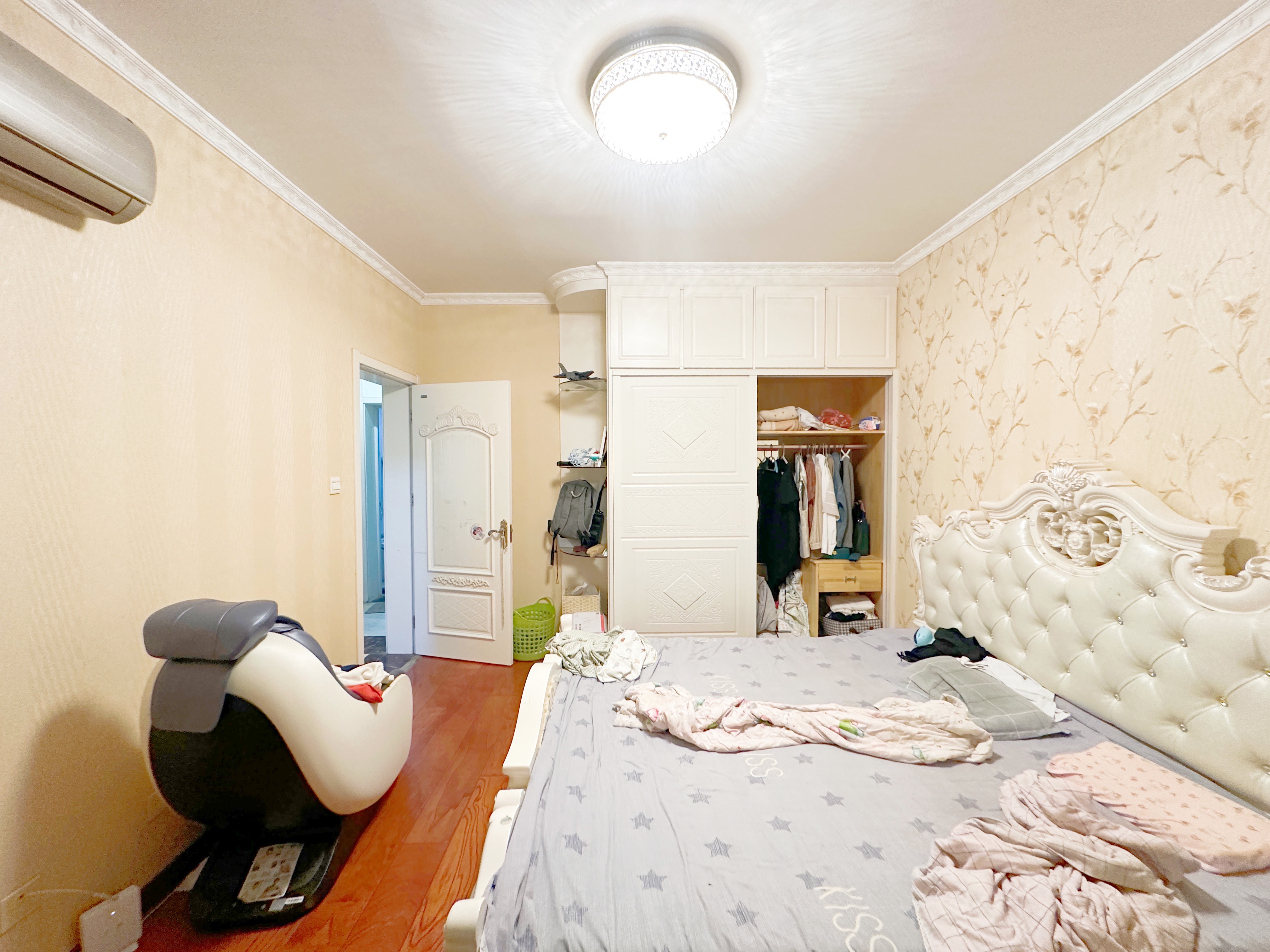 绿地新里梵尔赛公馆