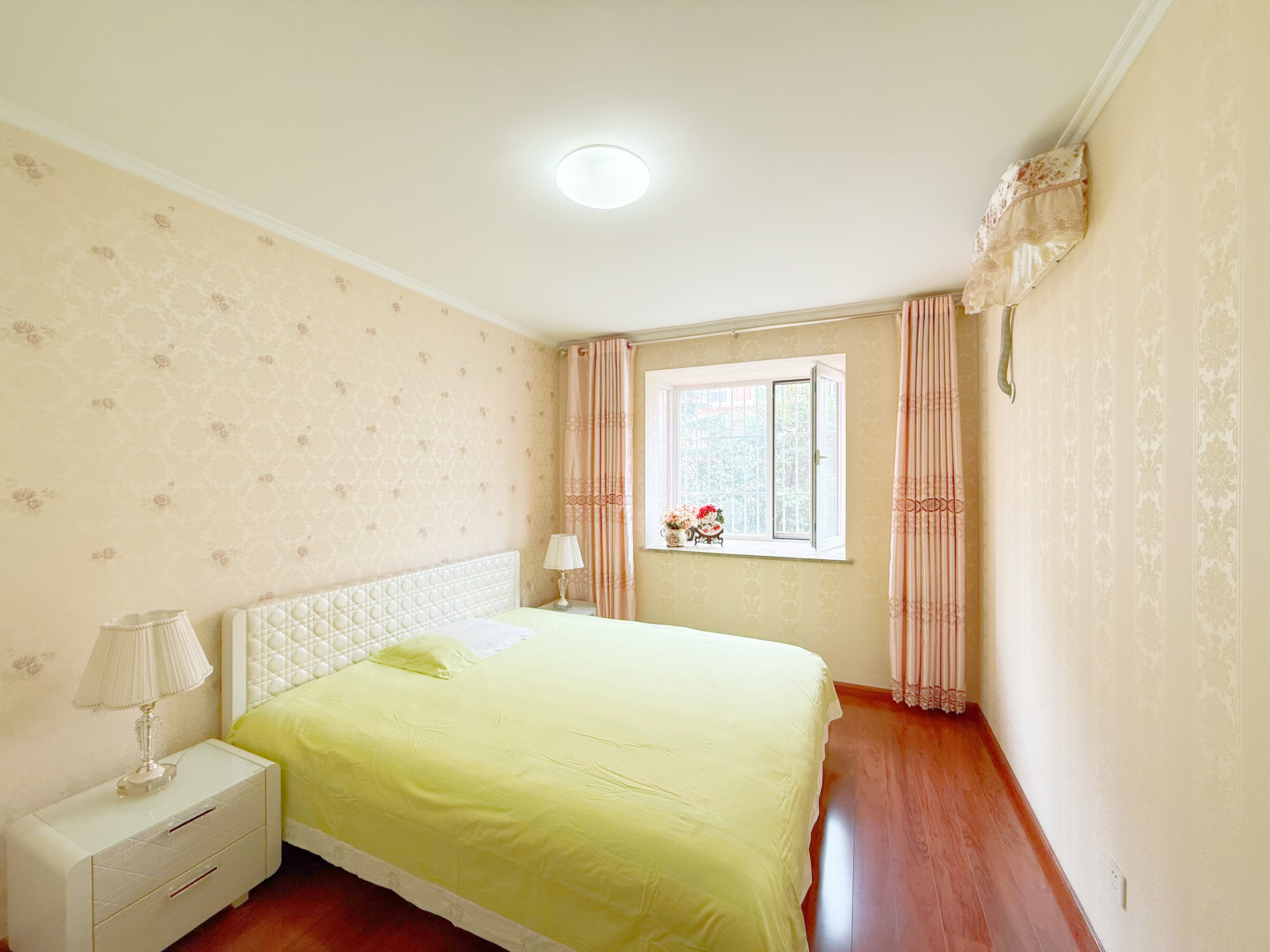 新世界阳光花园