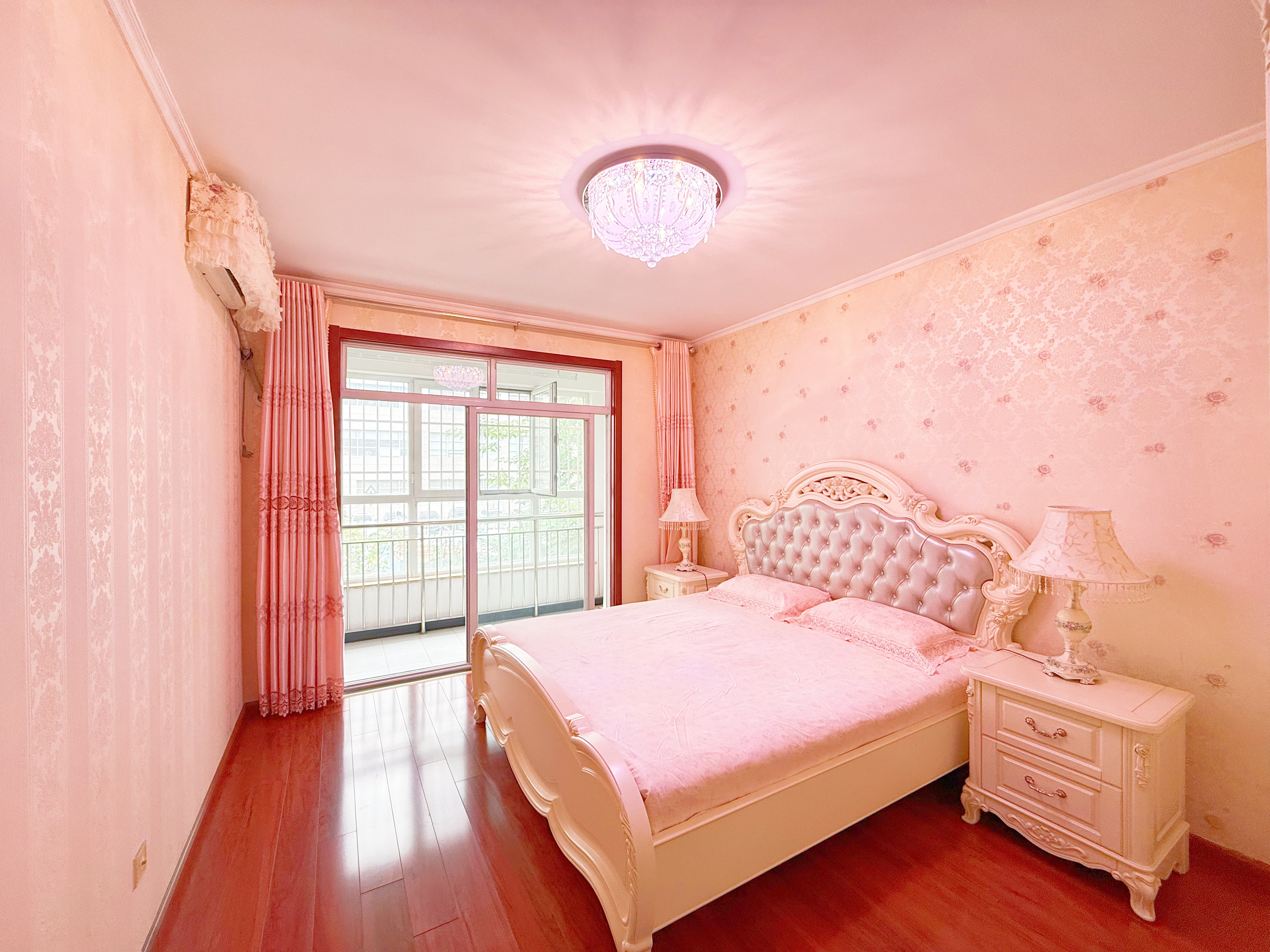 新世界阳光花园