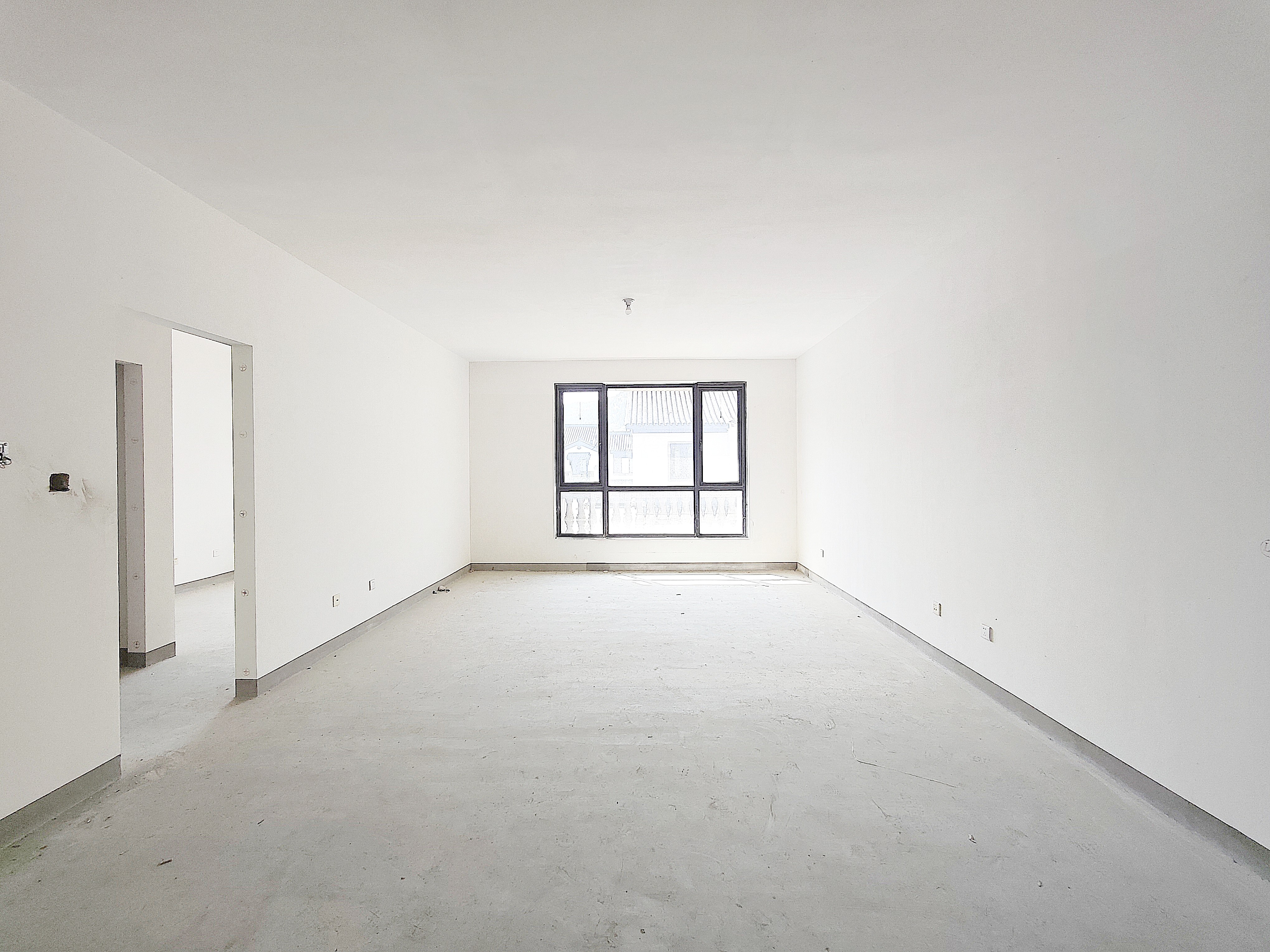  高新绿城玉兰花园 南北