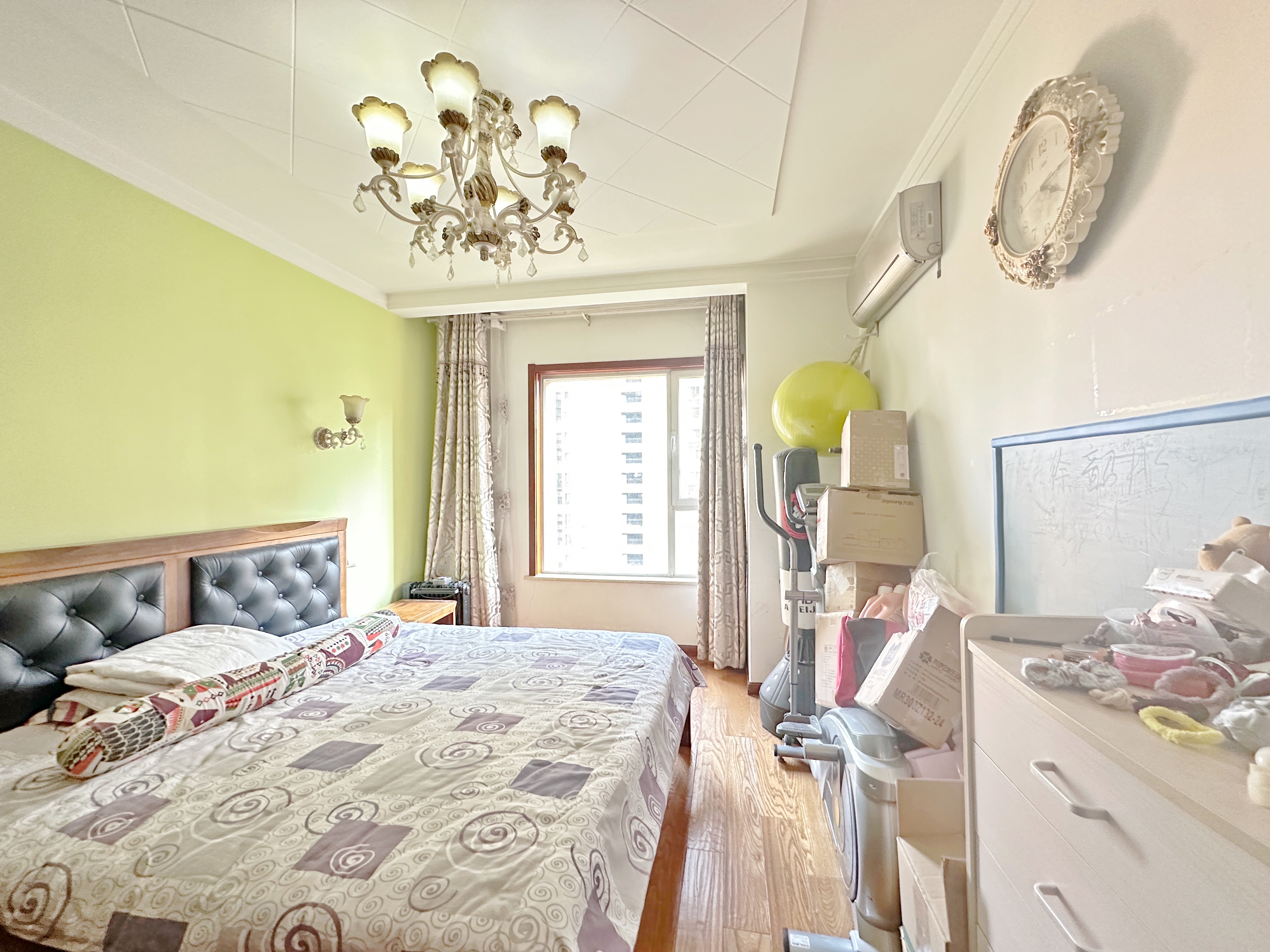 绿地新里卢浮公馆