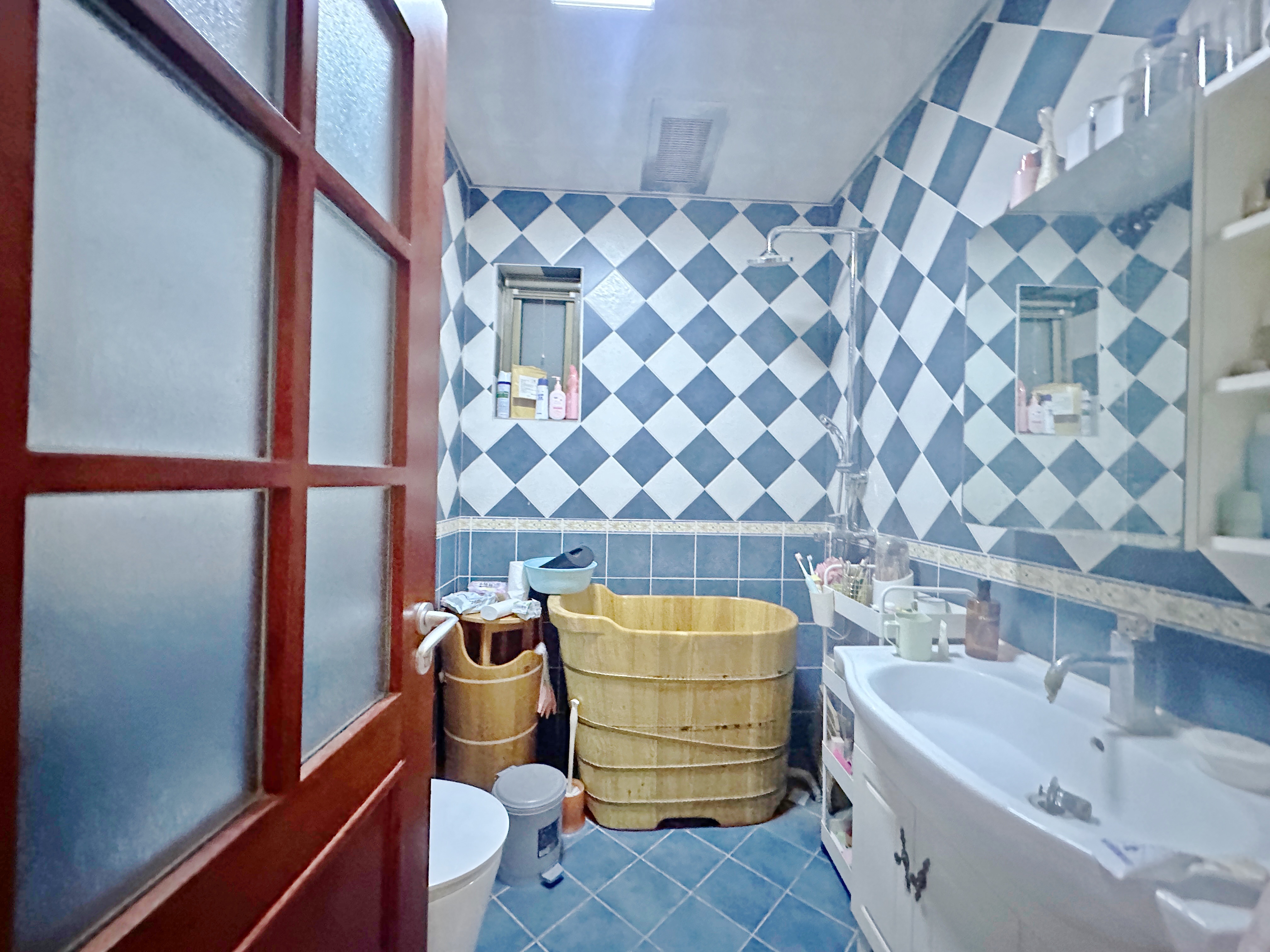 绿地新里卢浮公馆