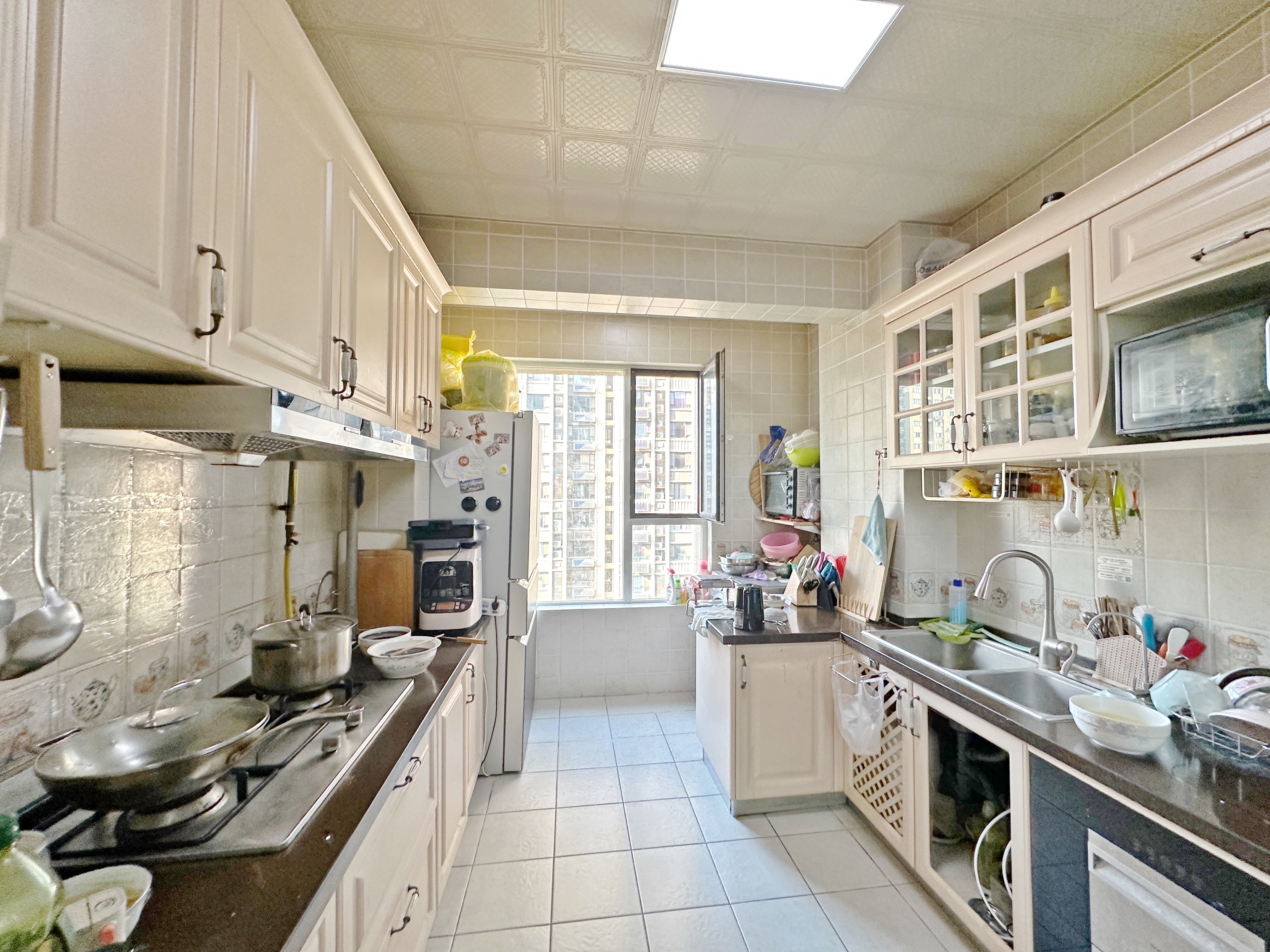 绿地新里卢浮公馆