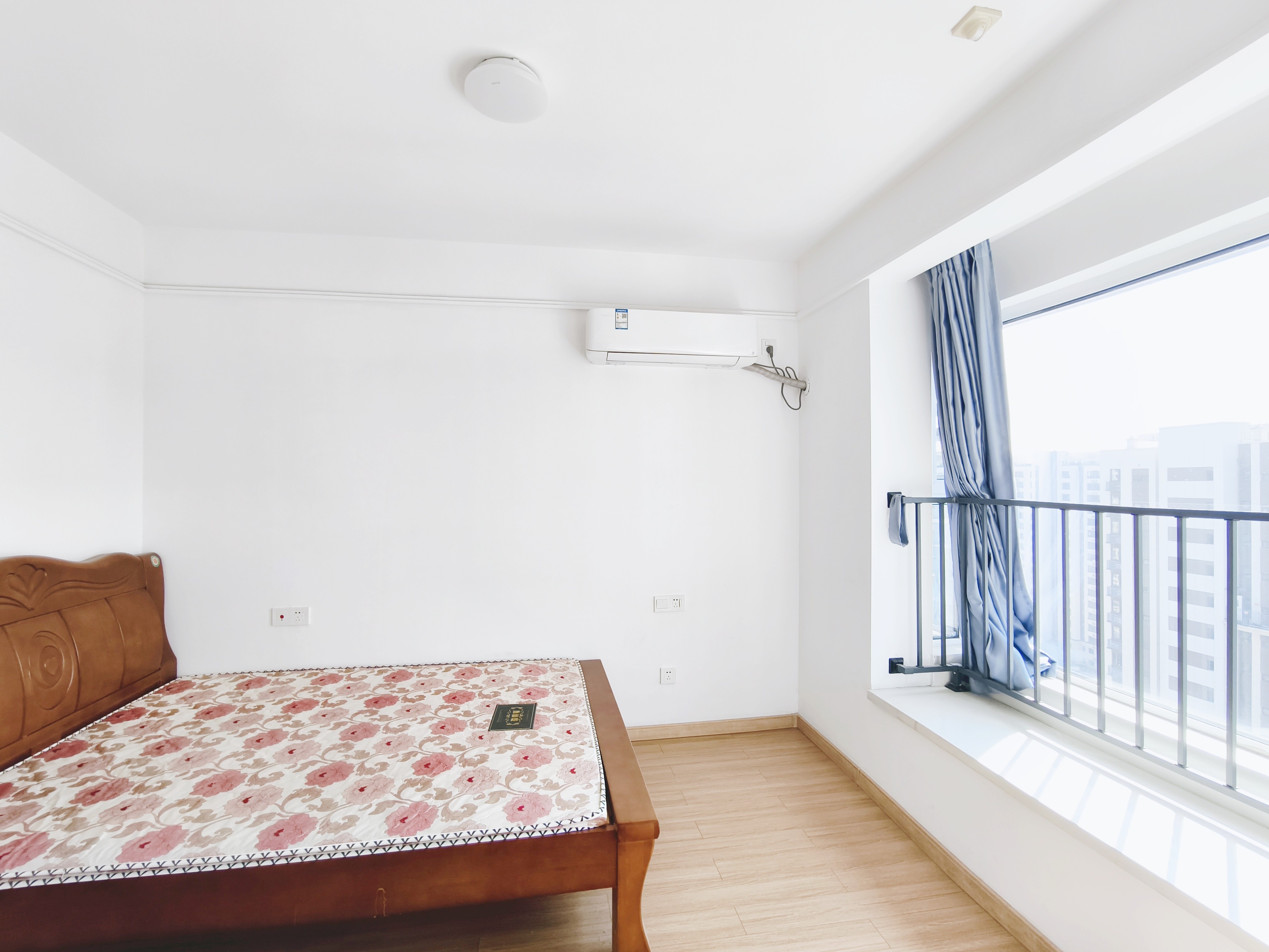 万科龙湖城市之光