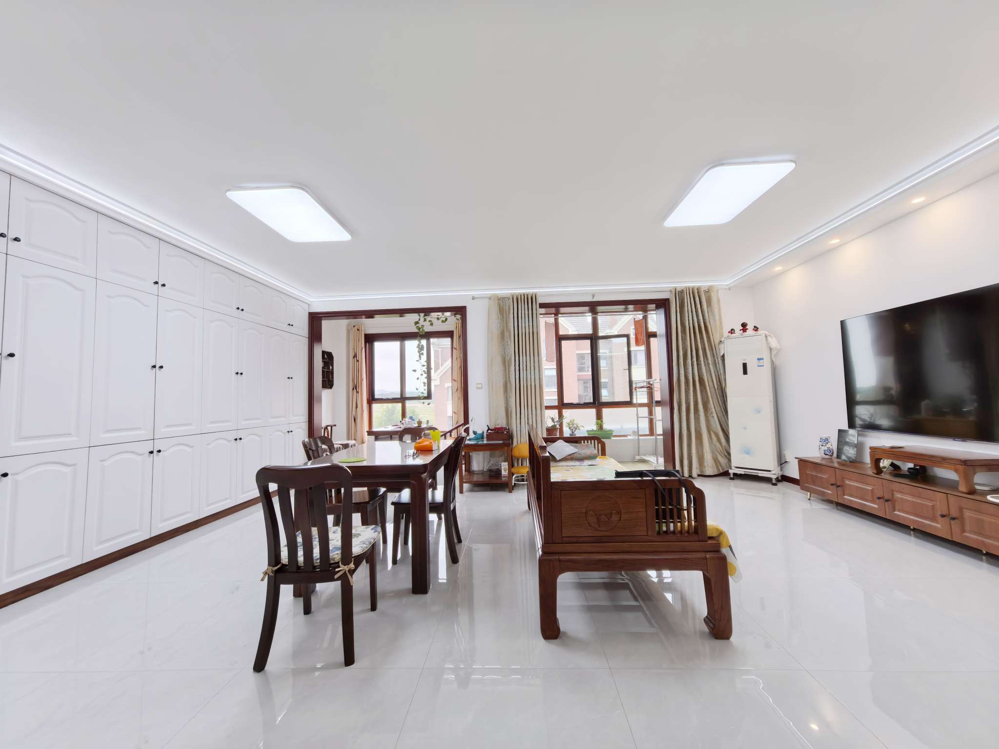  碧桂园莱蒙湖 南北