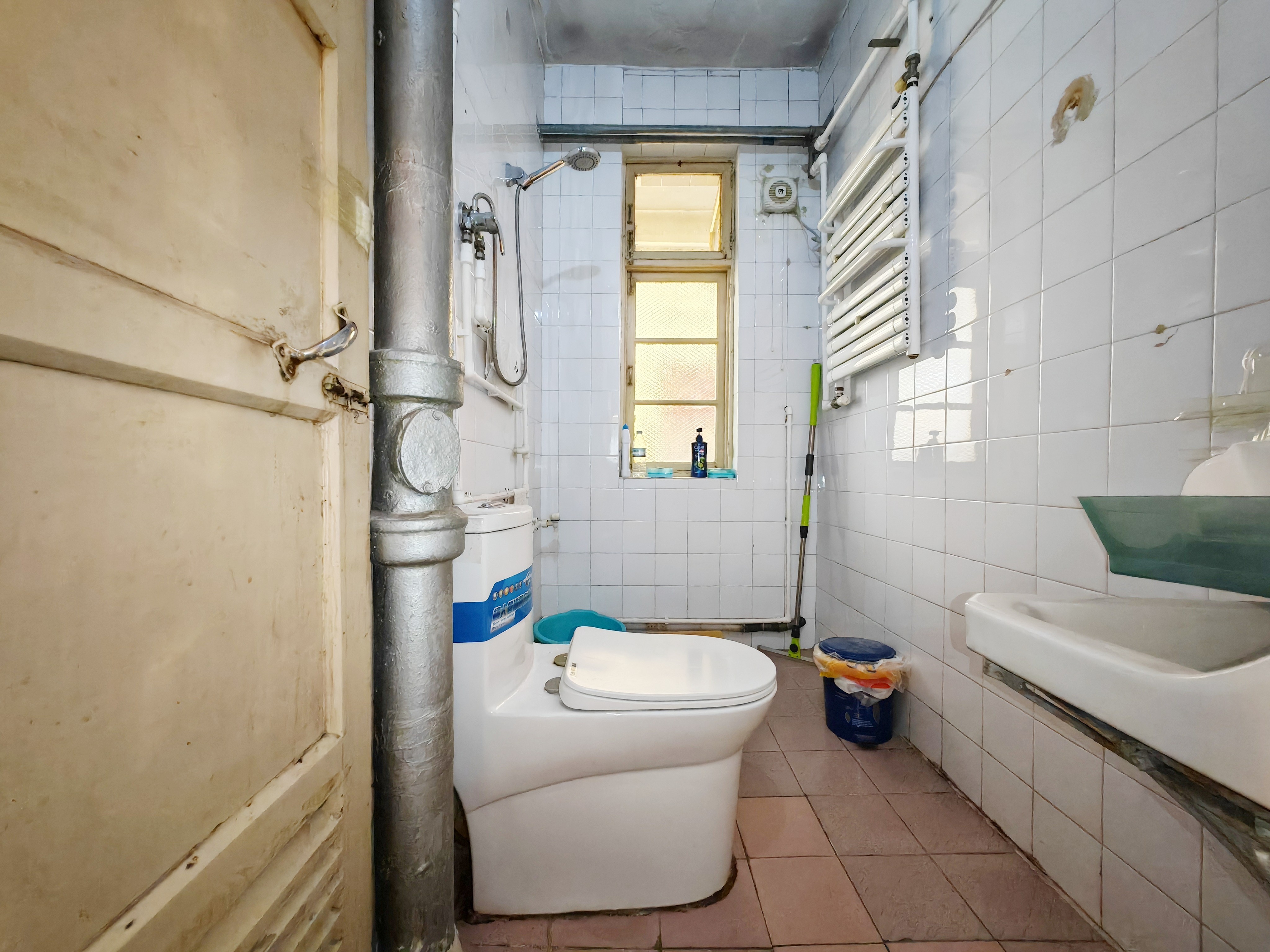 建筑新村南路8号