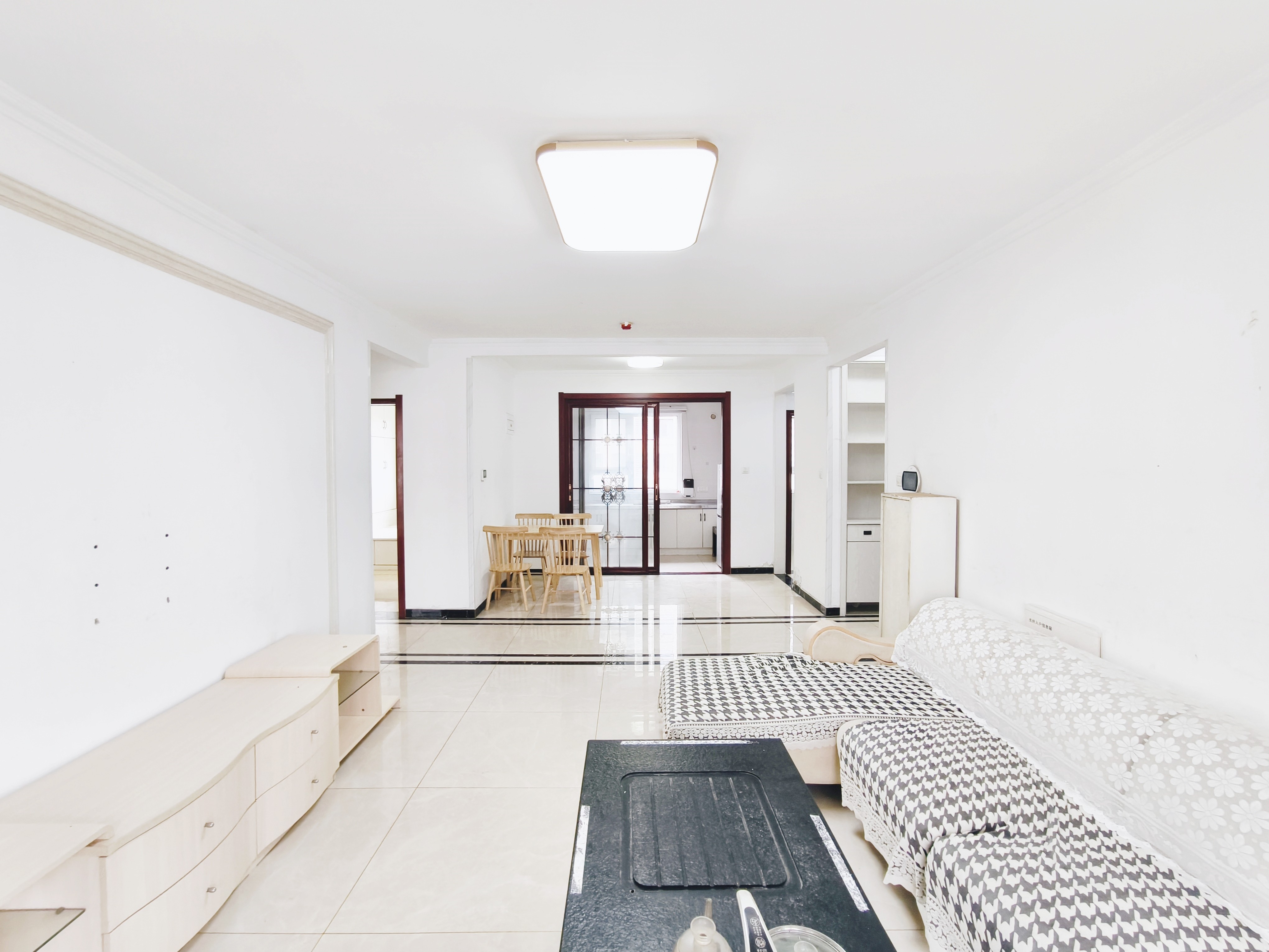  龙湖春江悦茗 南北