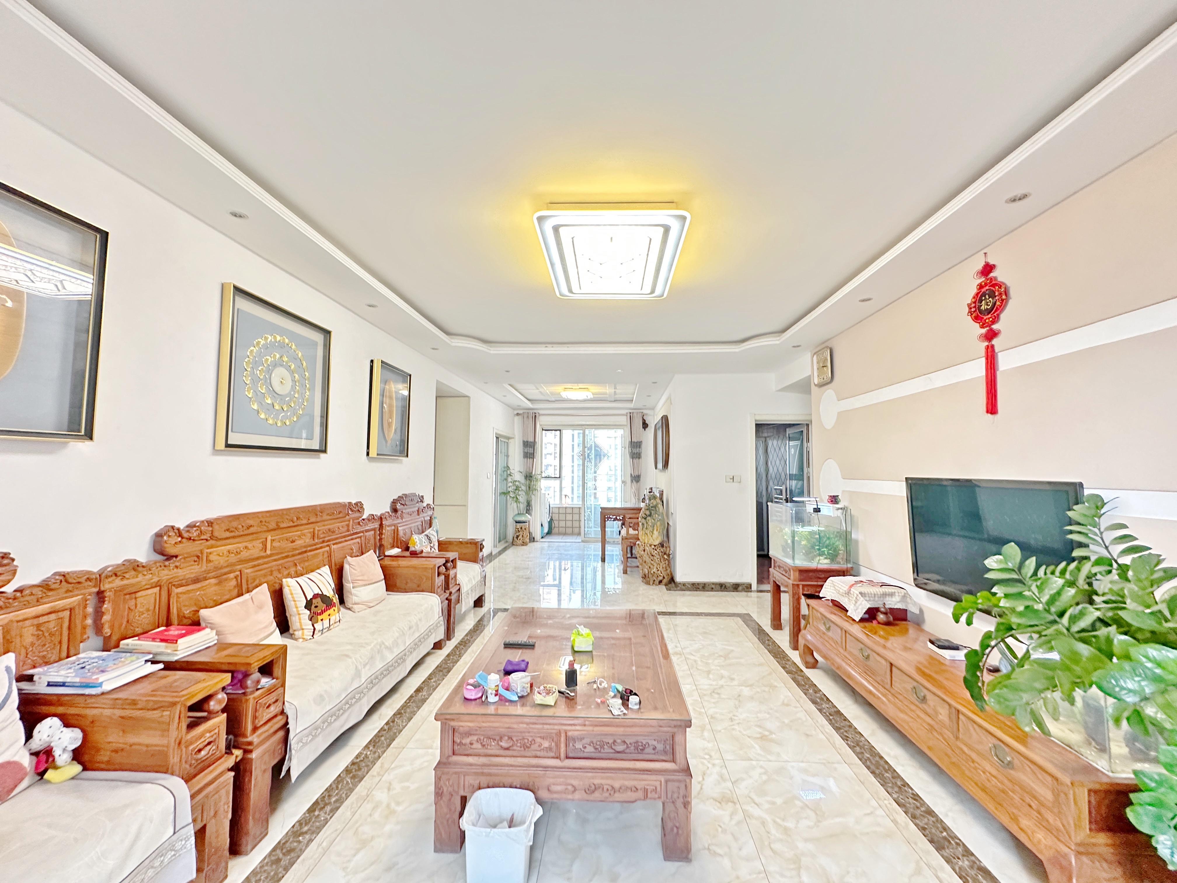 绿地新里卢浮公馆