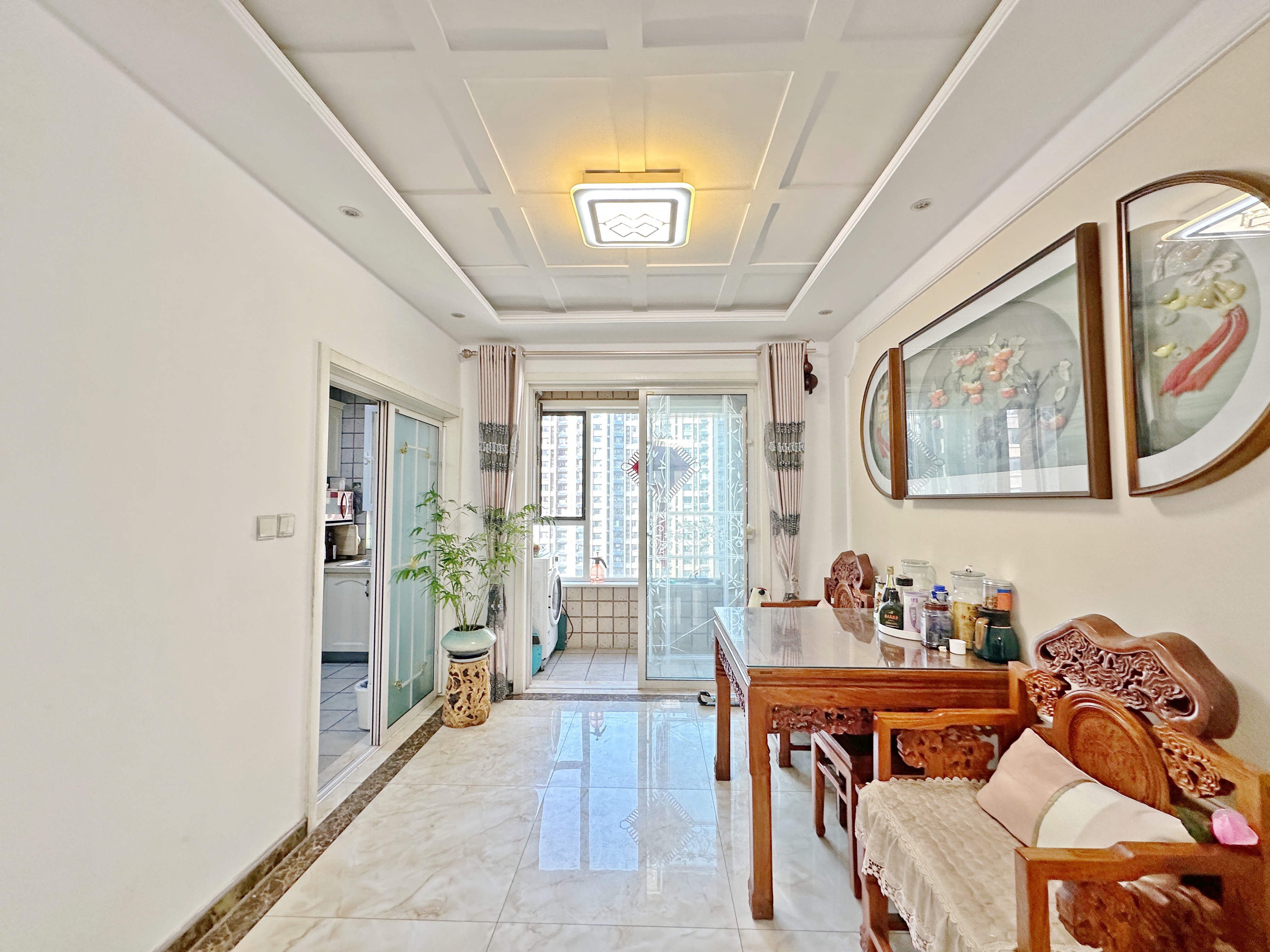 绿地新里卢浮公馆