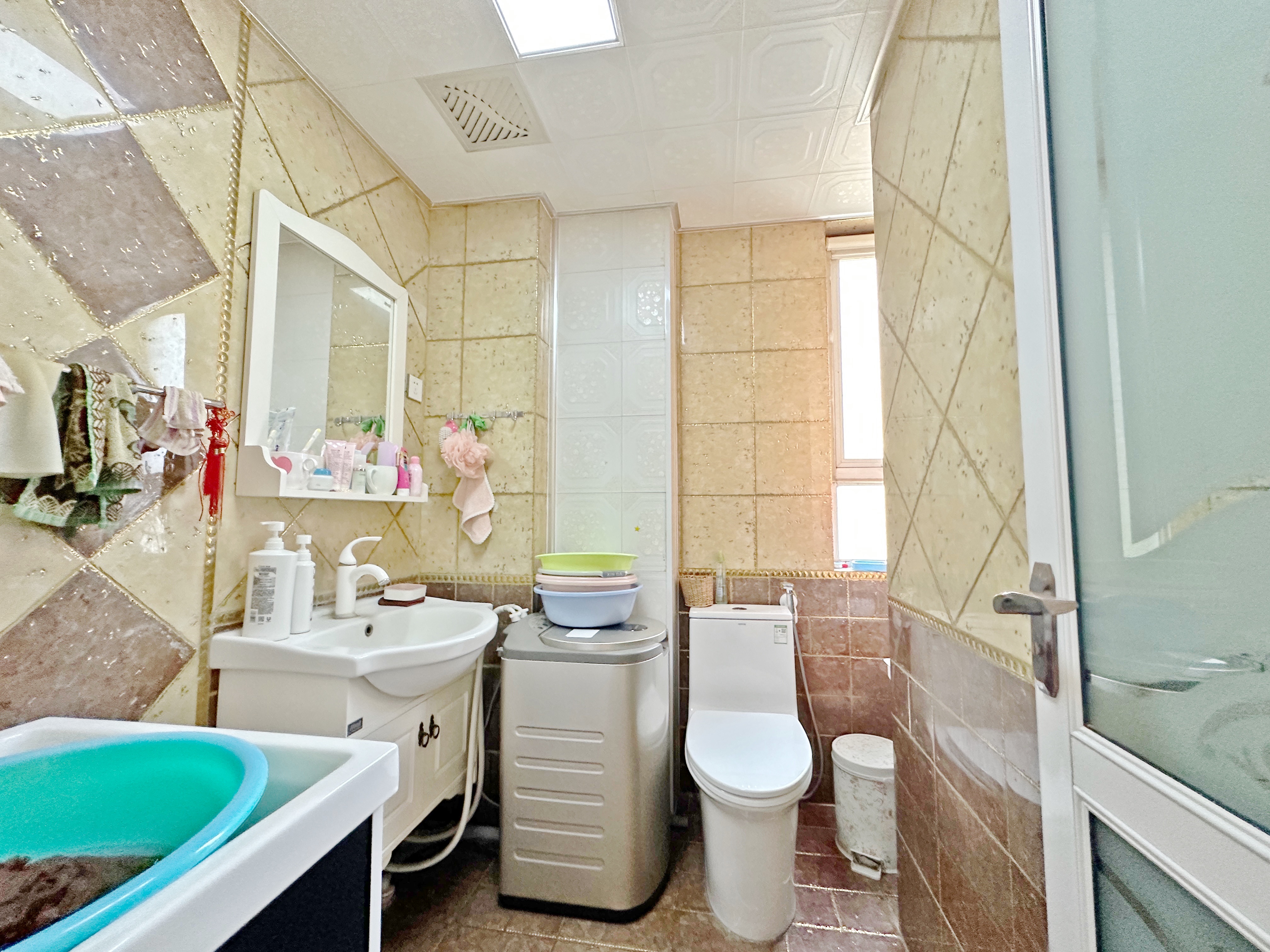 绿地新里卢浮公馆