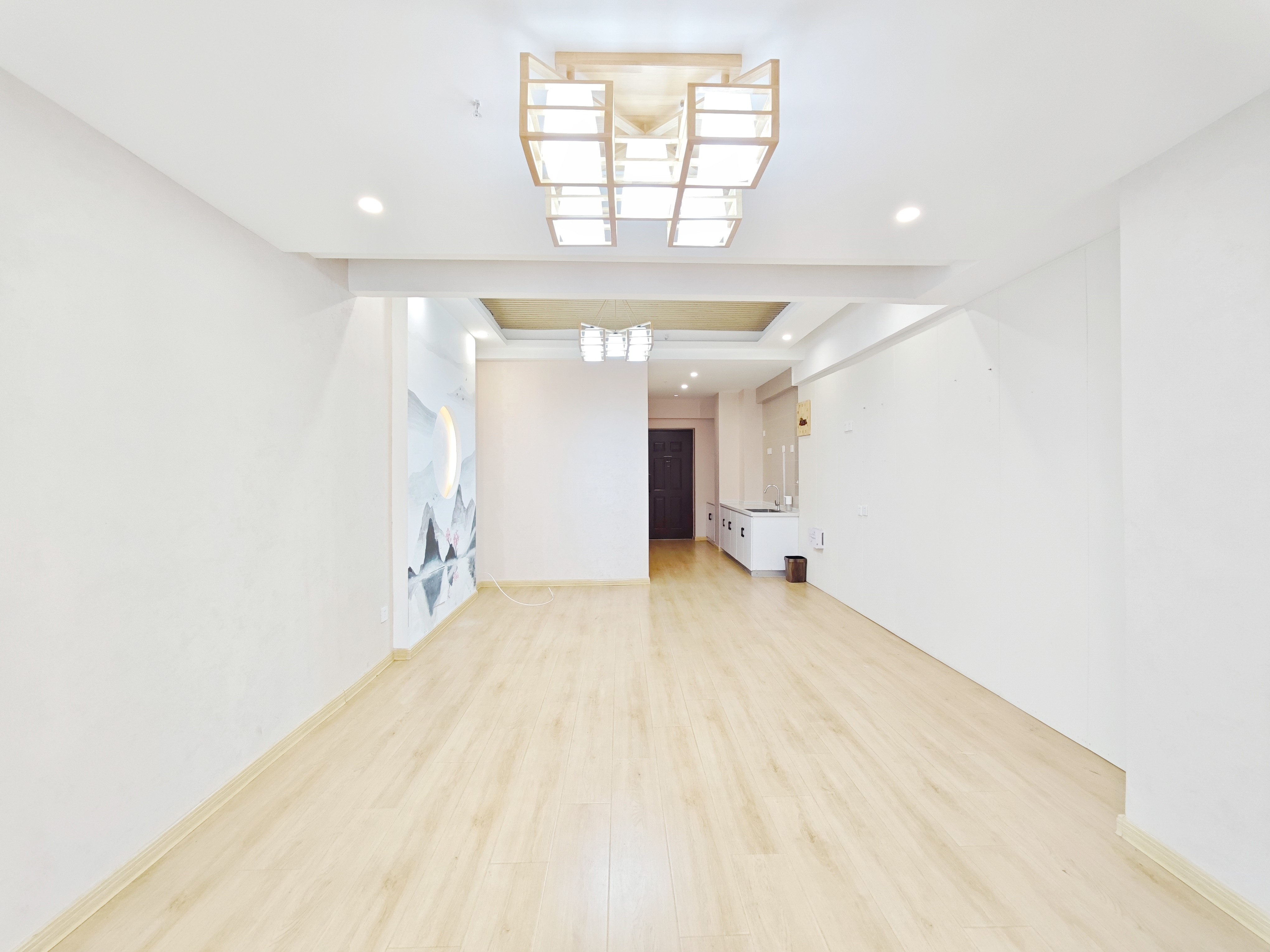 南益名泉春晓公寓