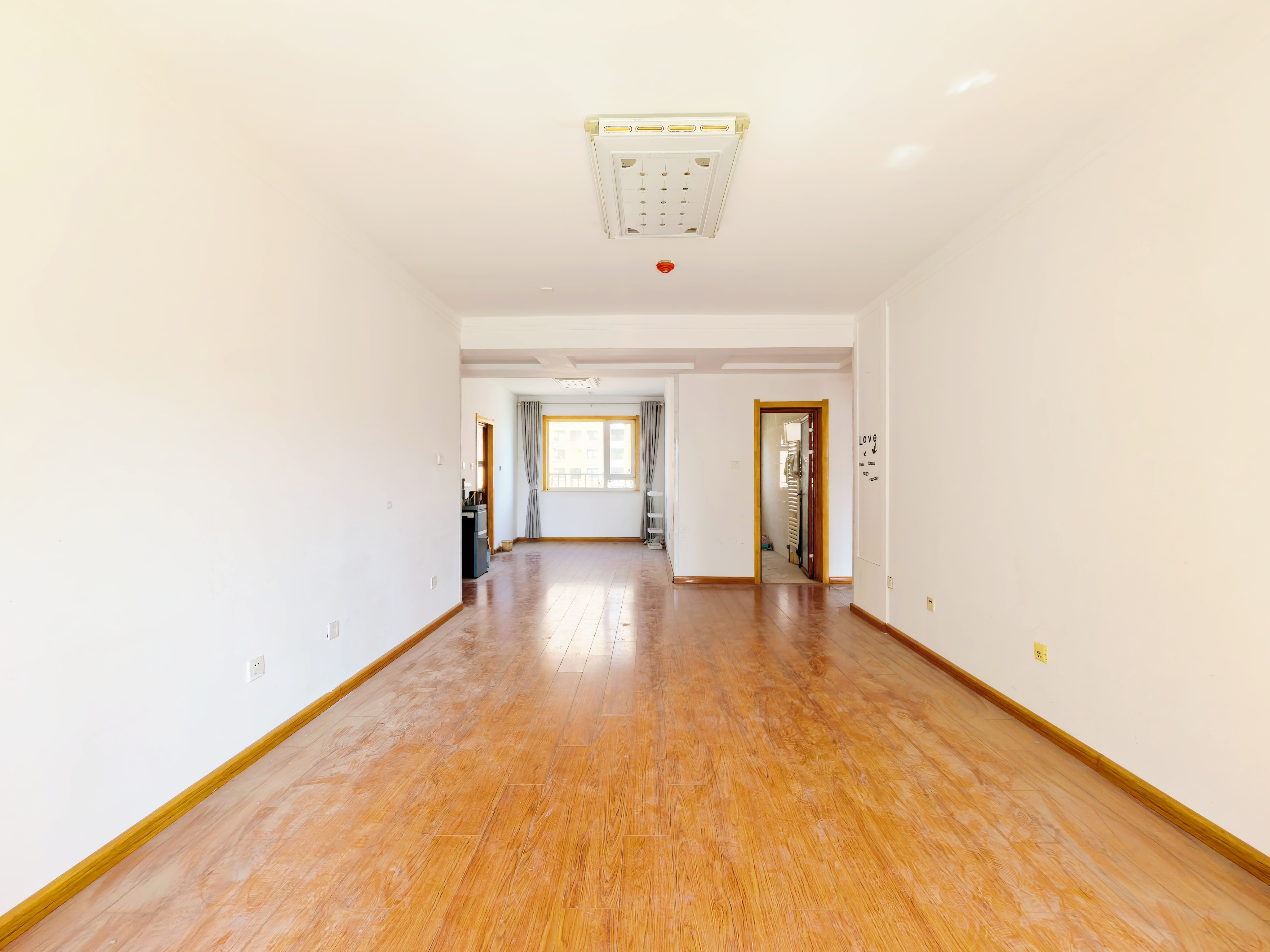  绿地泉景嘉园 南北