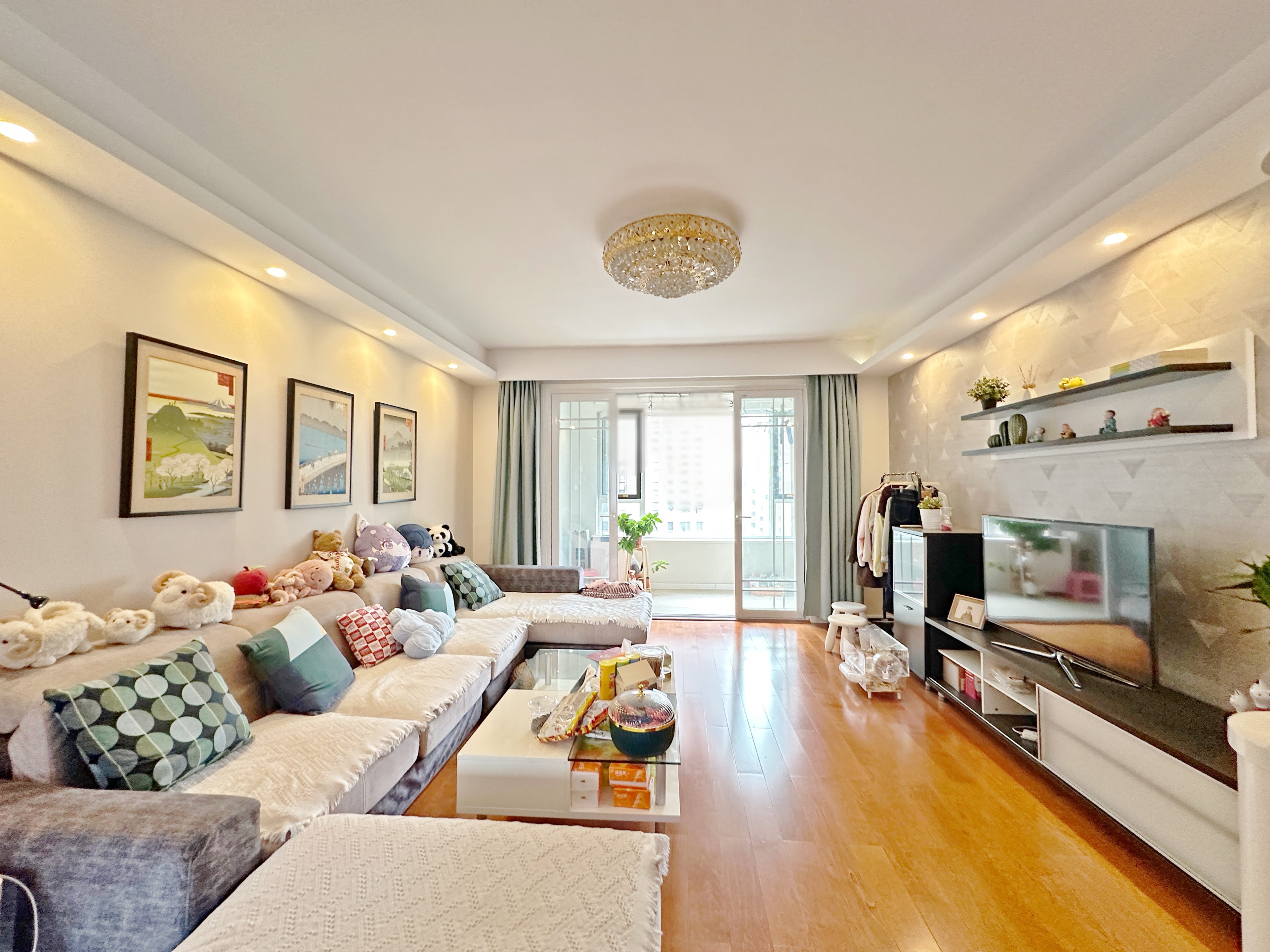 绿地新里卢浮公馆