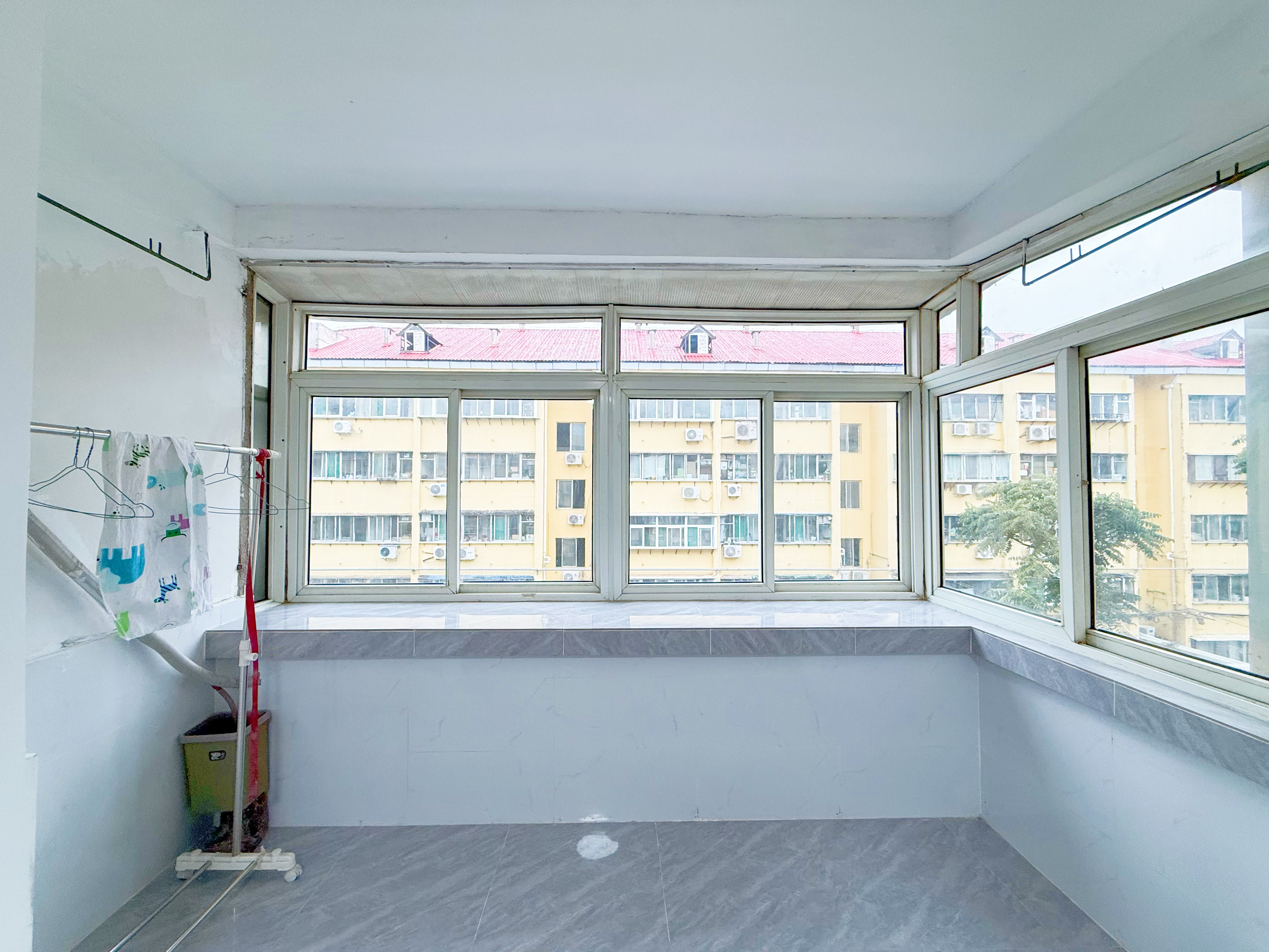 建国小经六路单位宿舍