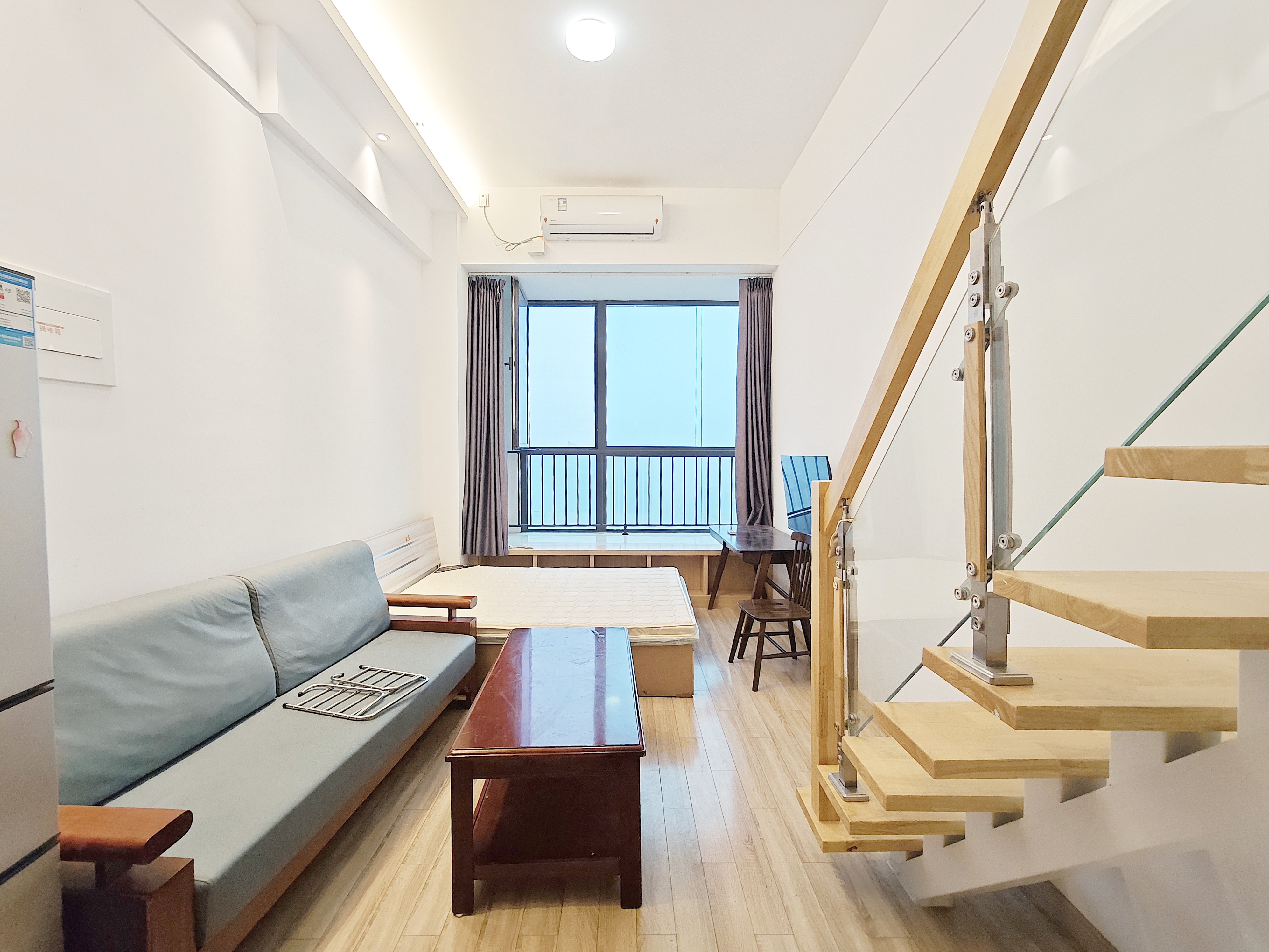 万科大都会万公馆