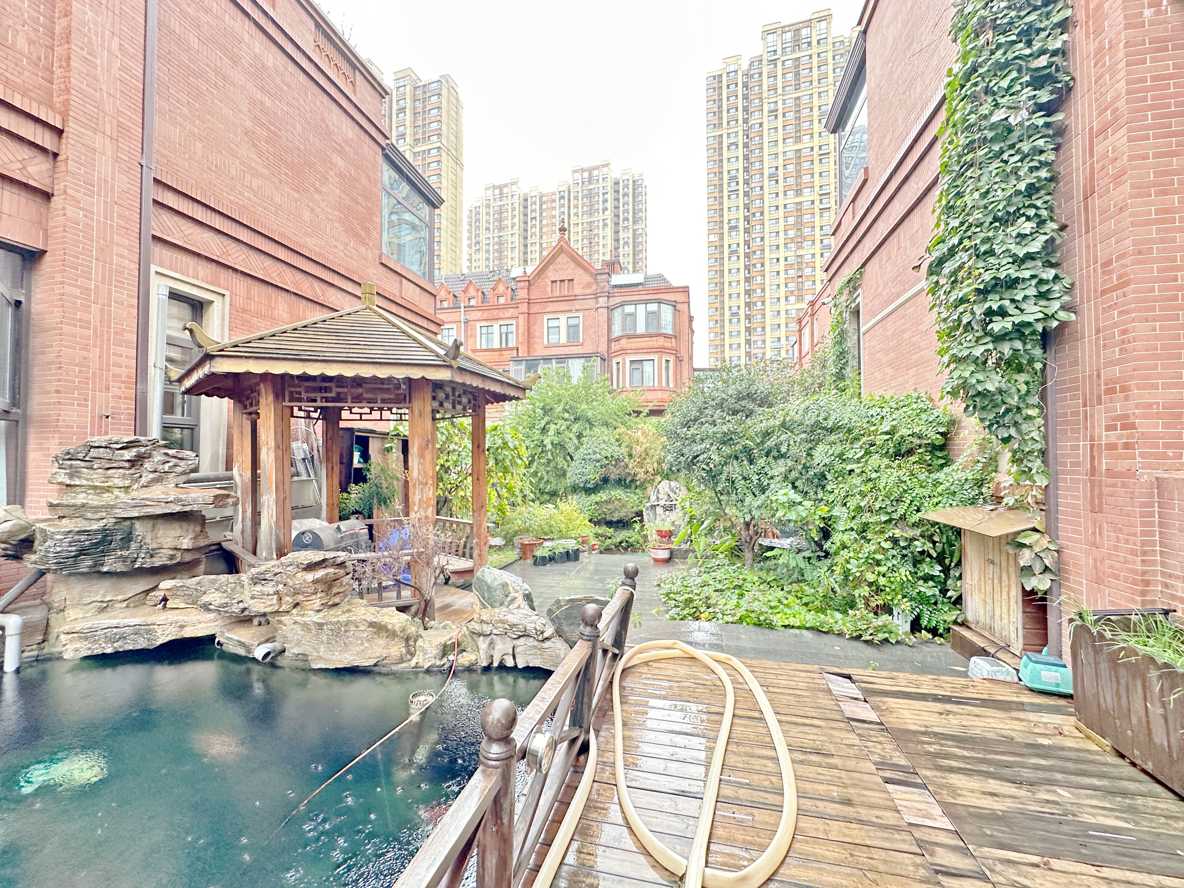 中海国际社区（铂宫别墅东区A5）