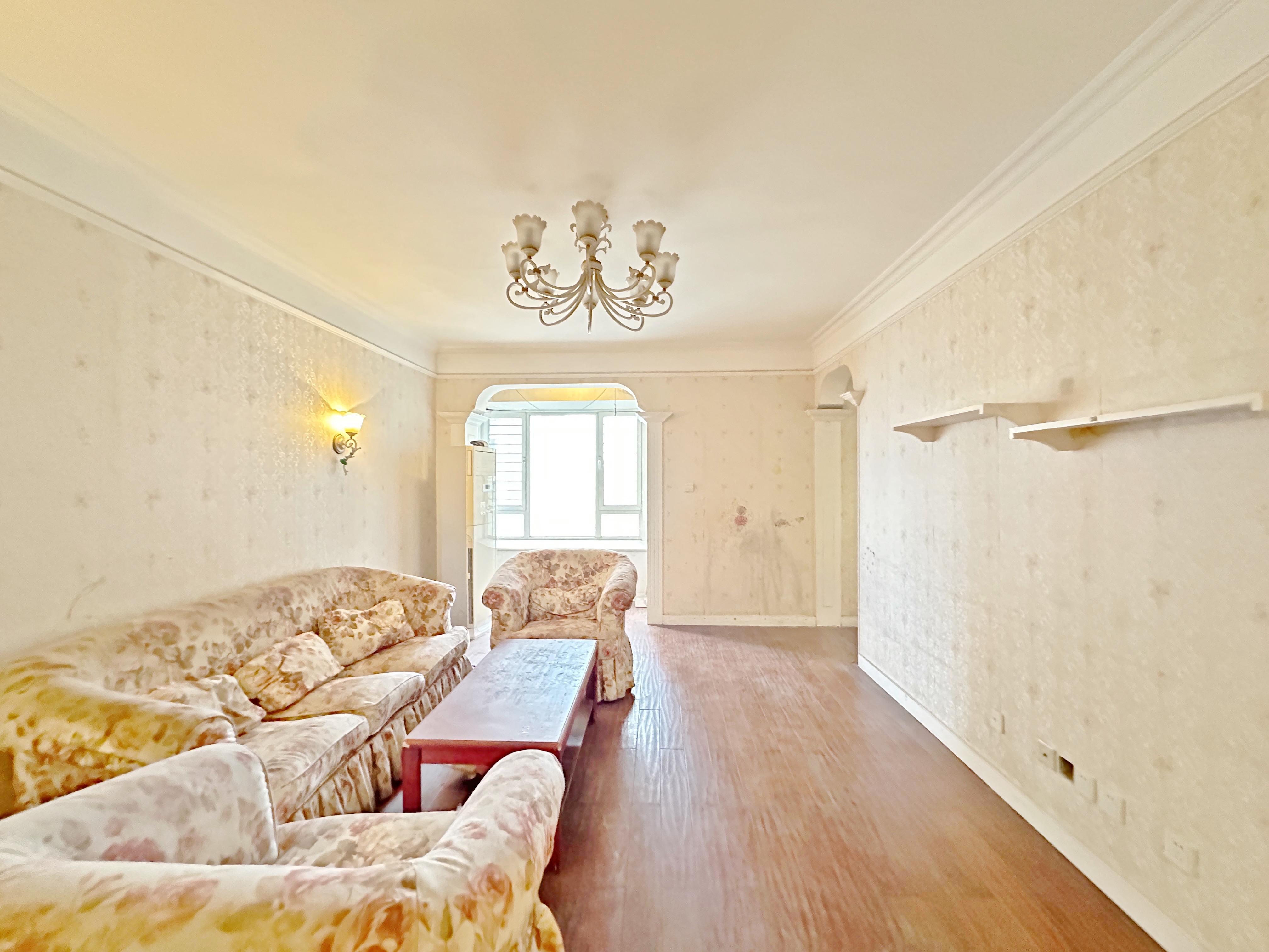 绿地新里卢浮公馆