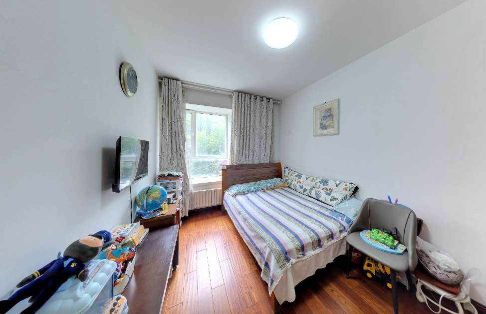 鲁能领秀城B区（十一区）