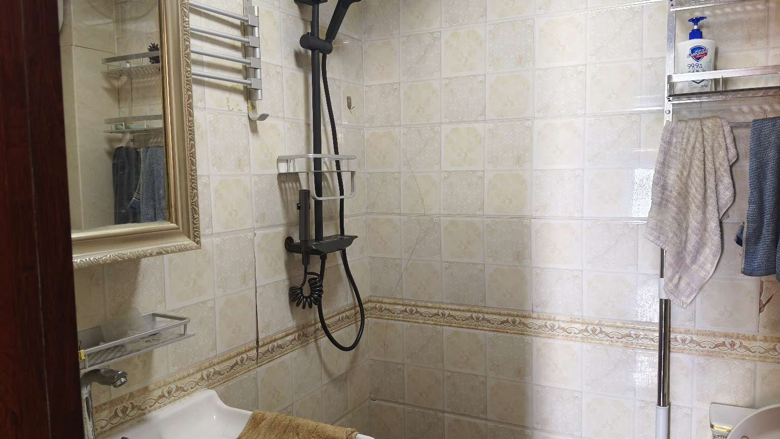 天鸿万象新天哈佛郡