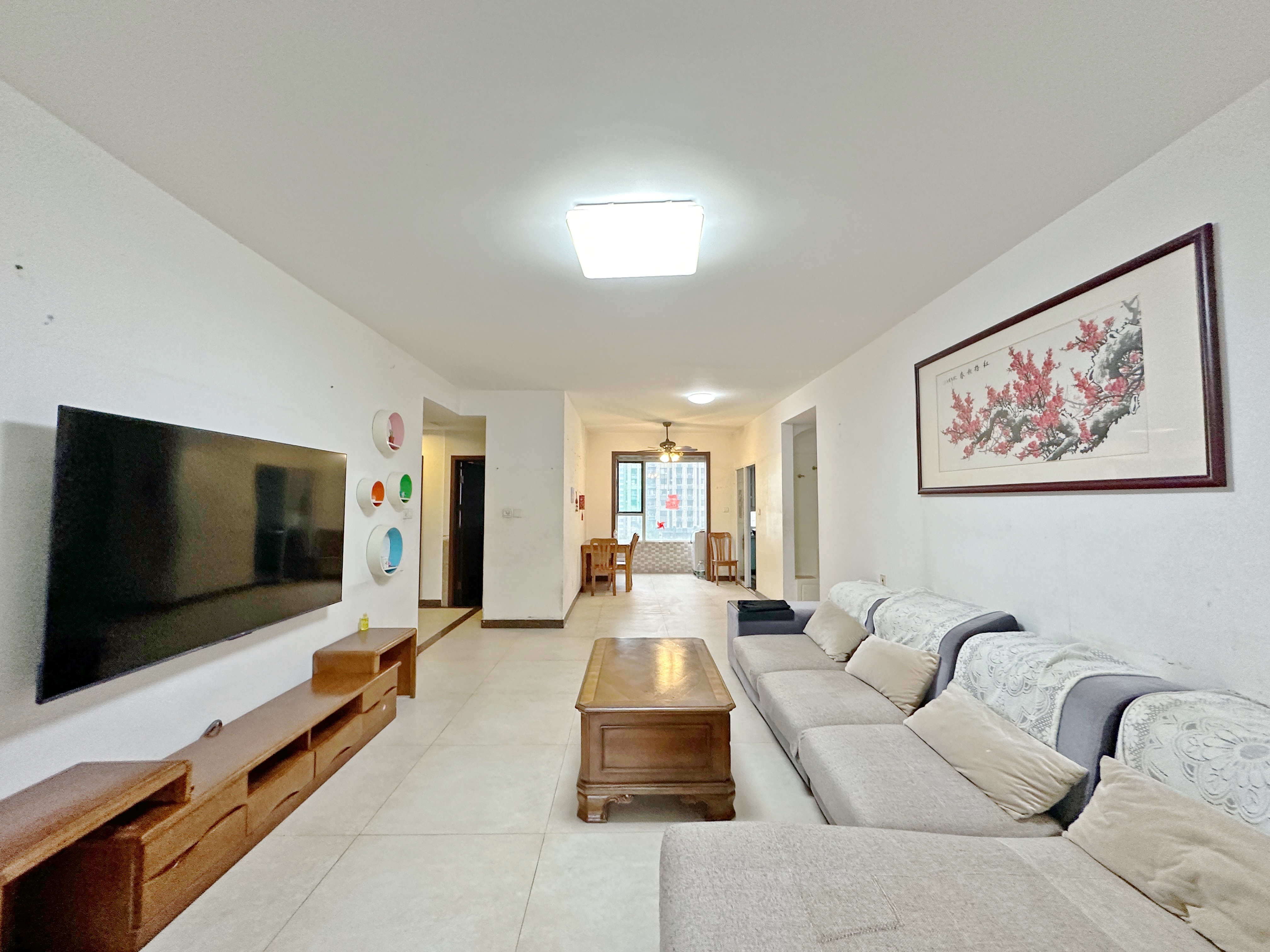  绿地新里卢浮公馆 南北