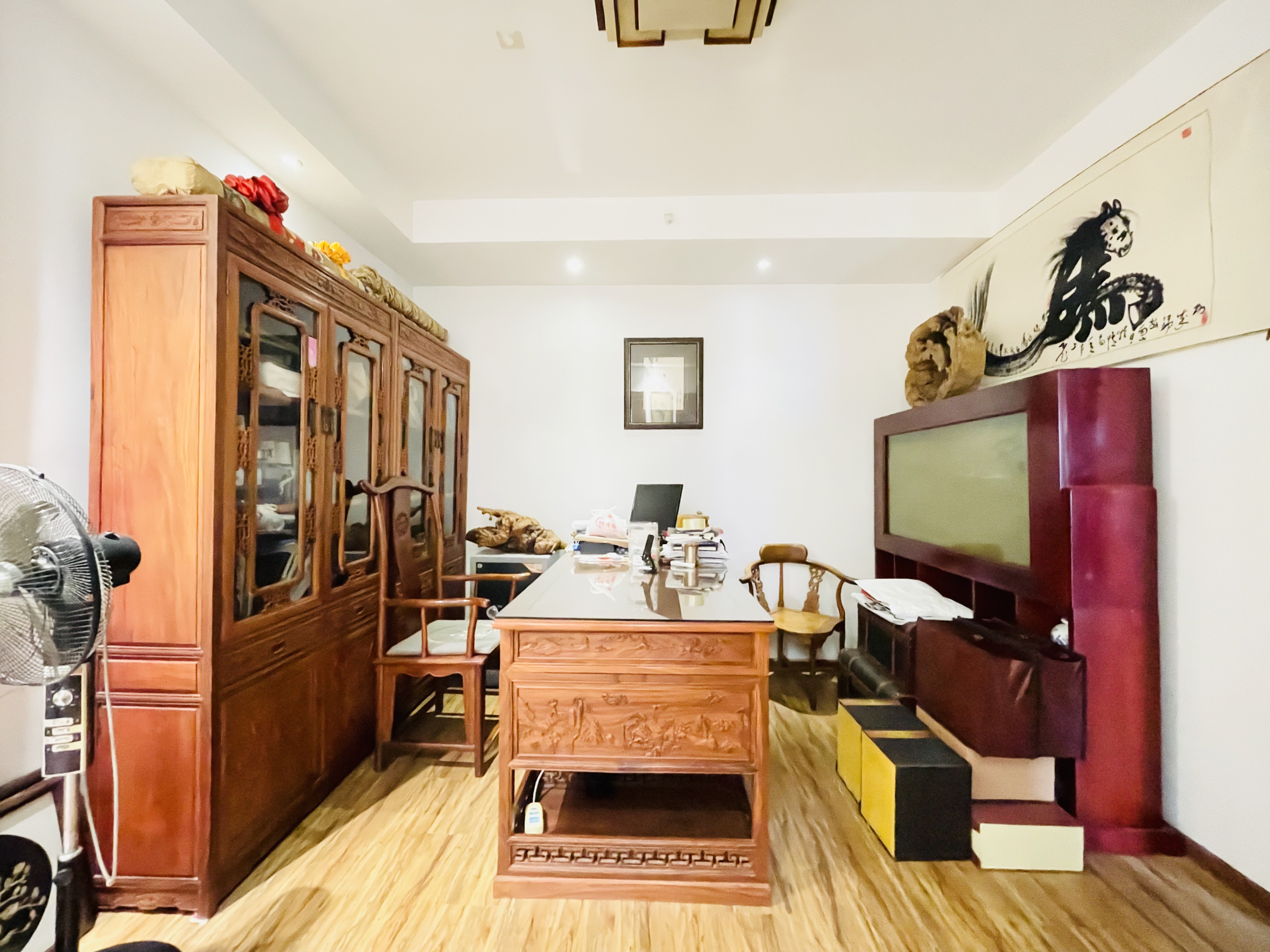  丁豪蓝调国际 南北