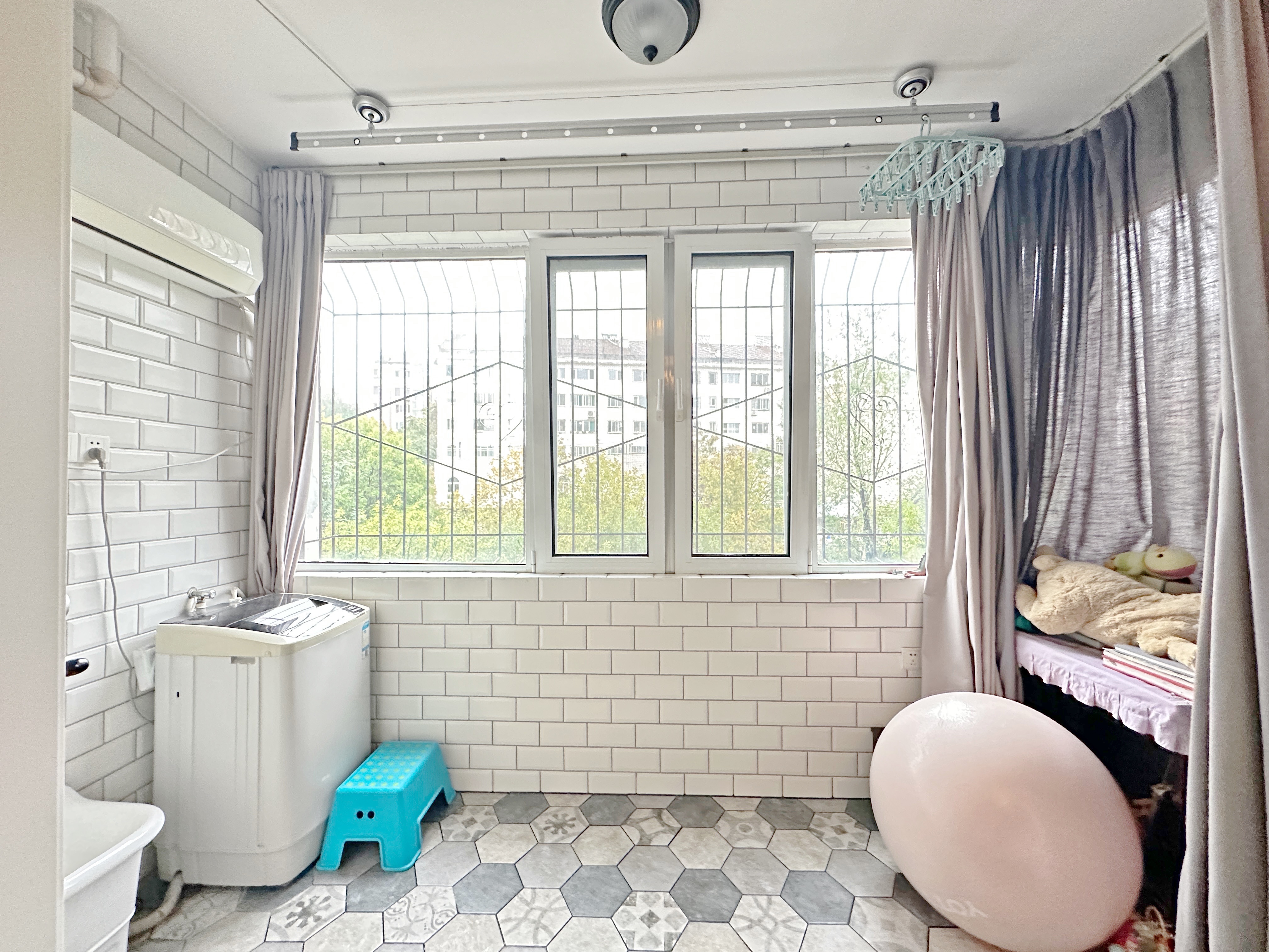 卧龙花园龙盛苑