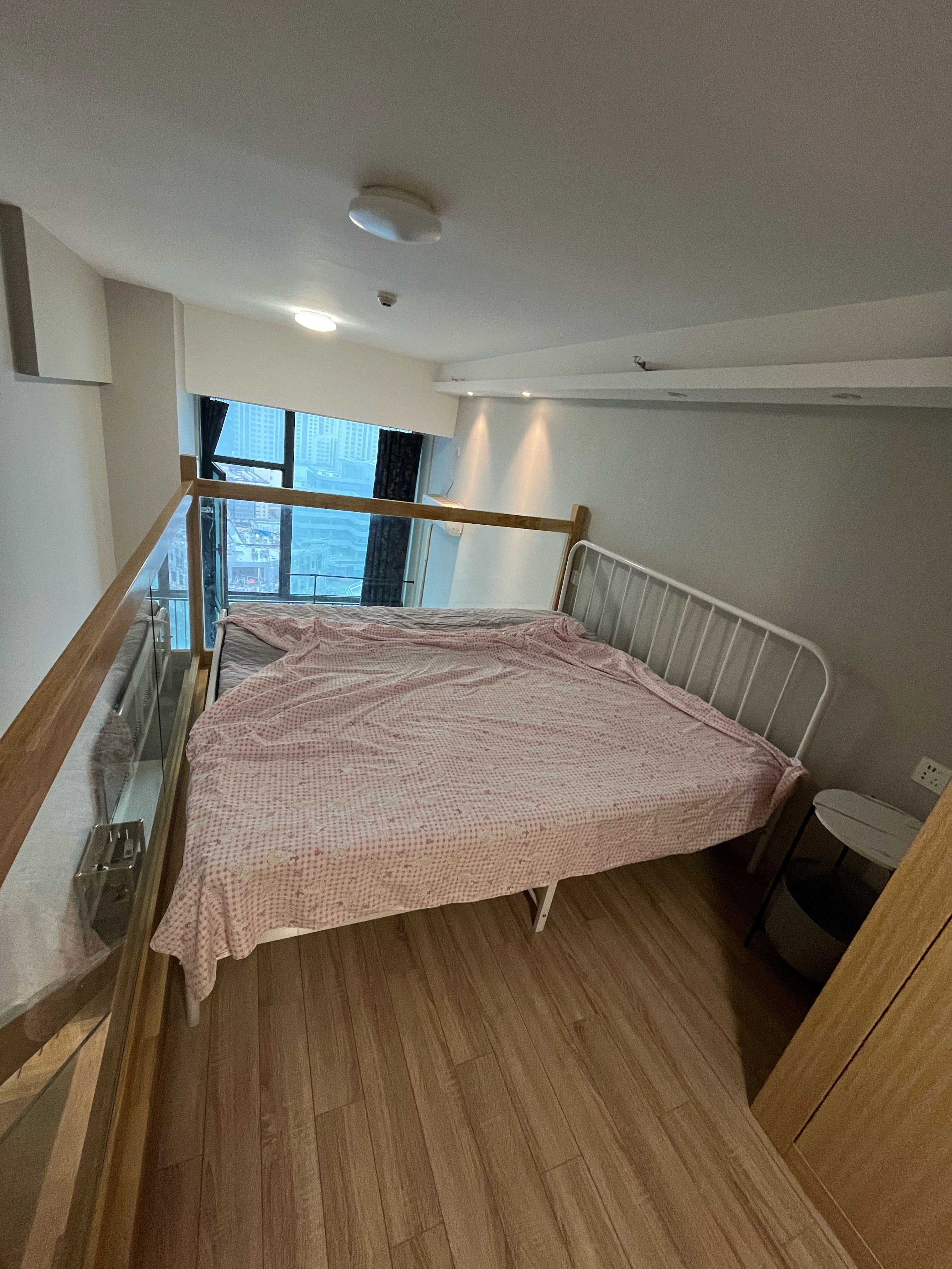 万科大都会万公馆