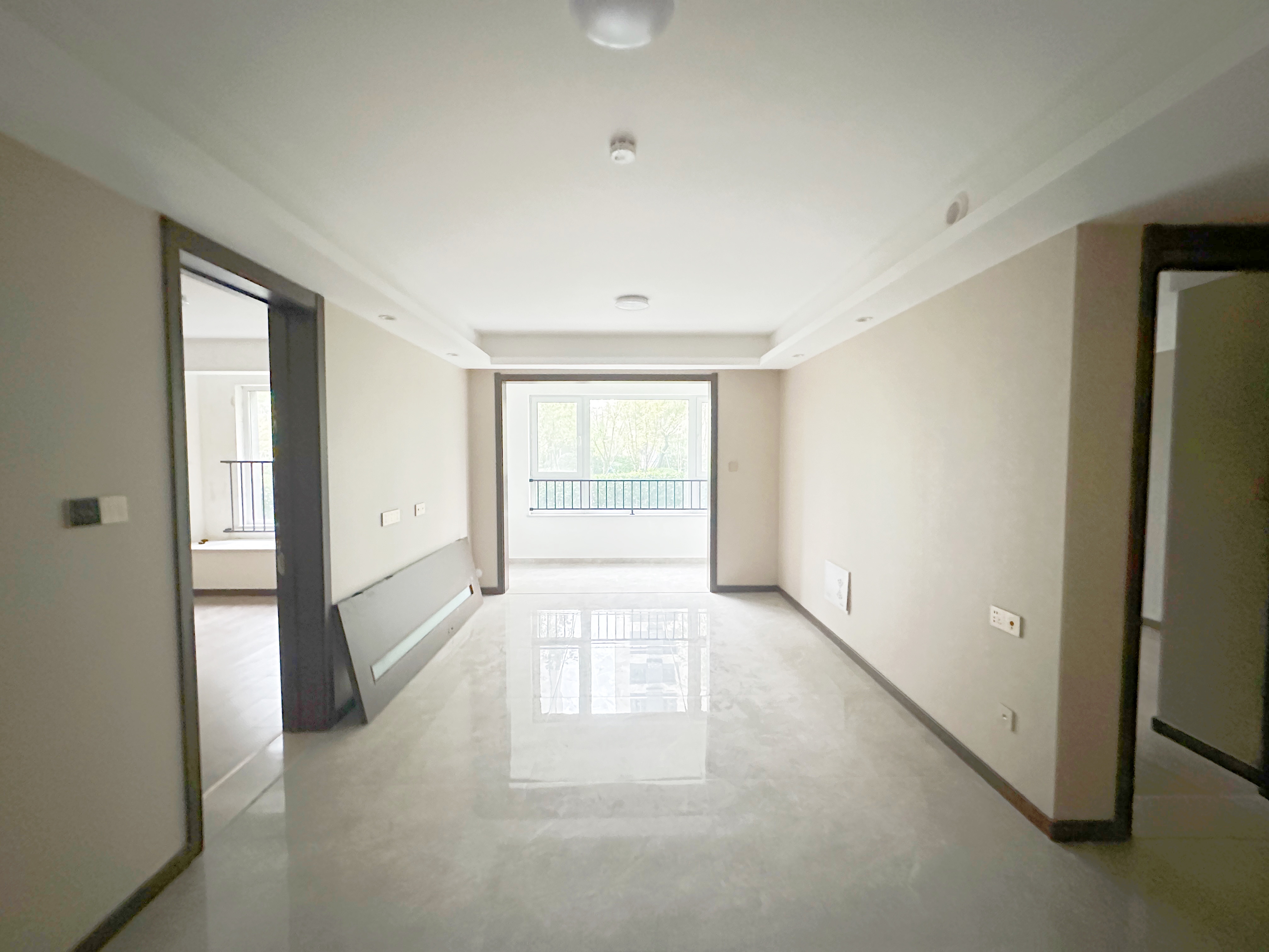  万科繁荣里 南北