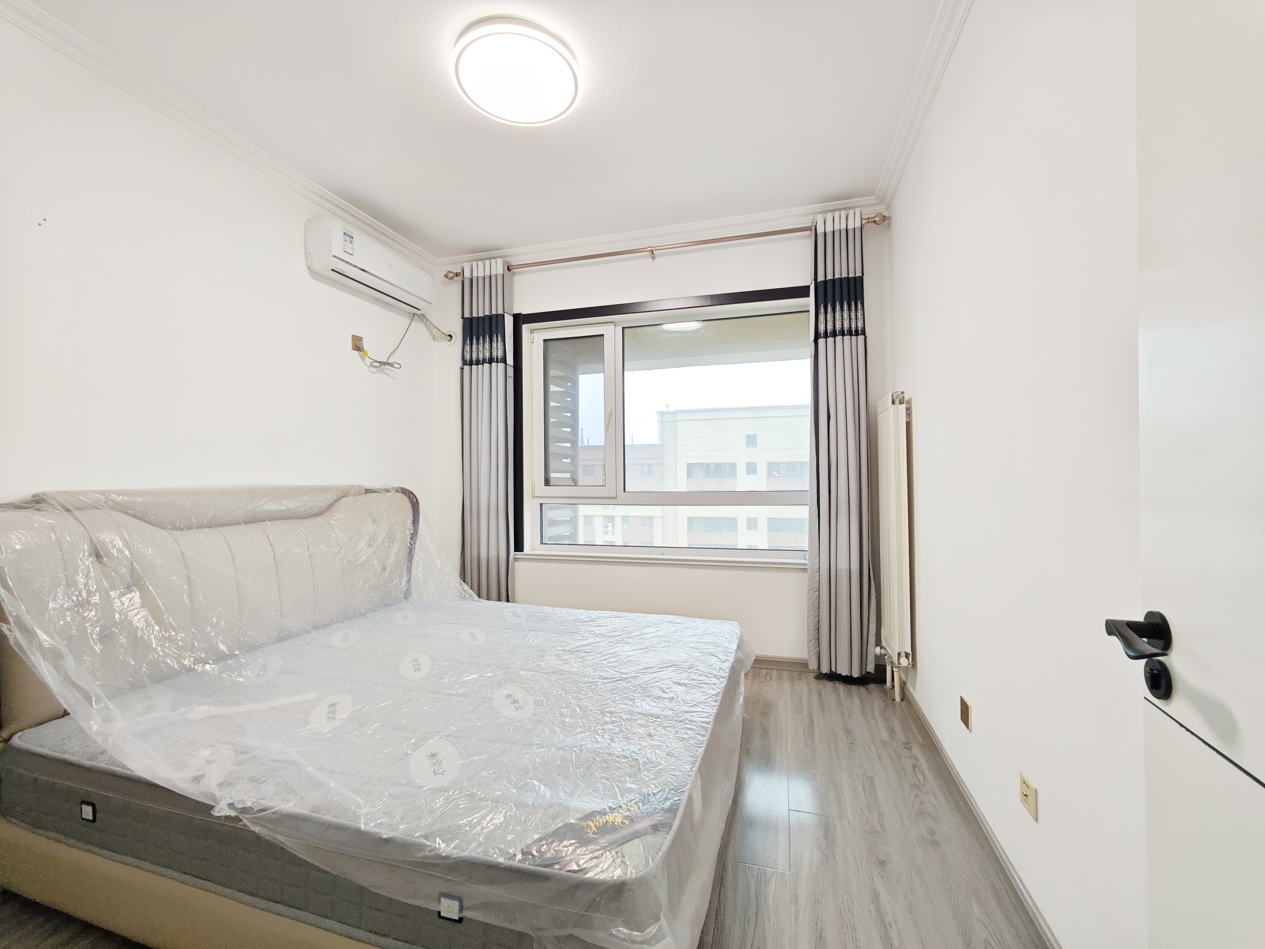 绿地新里香榭丽公馆