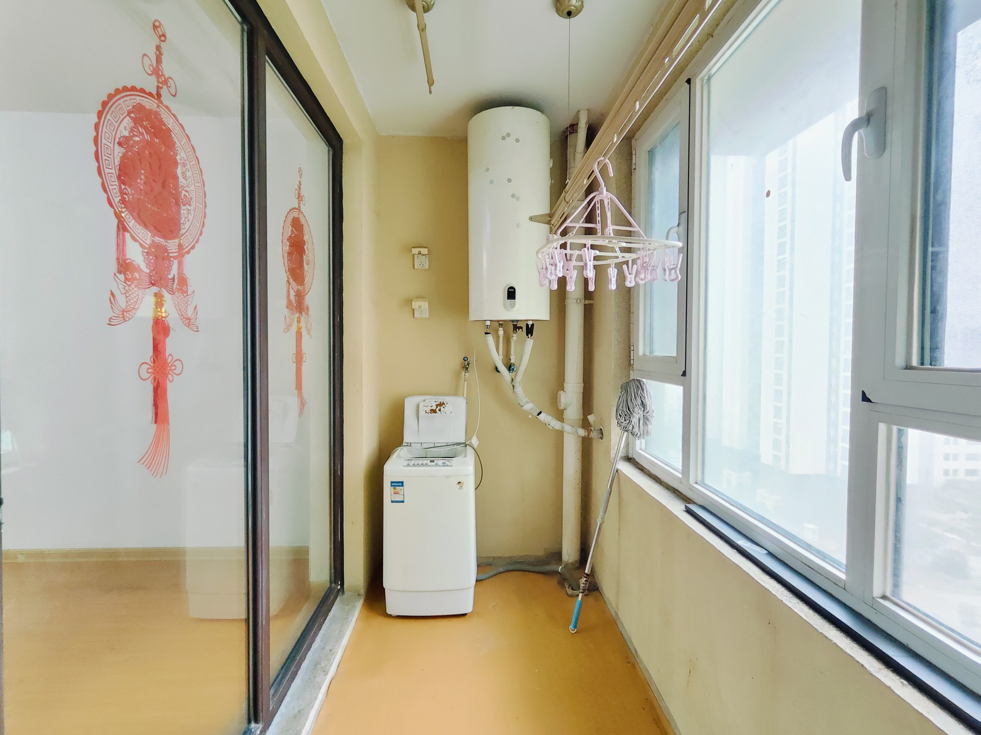 海尔云世界滟澜公馆花园