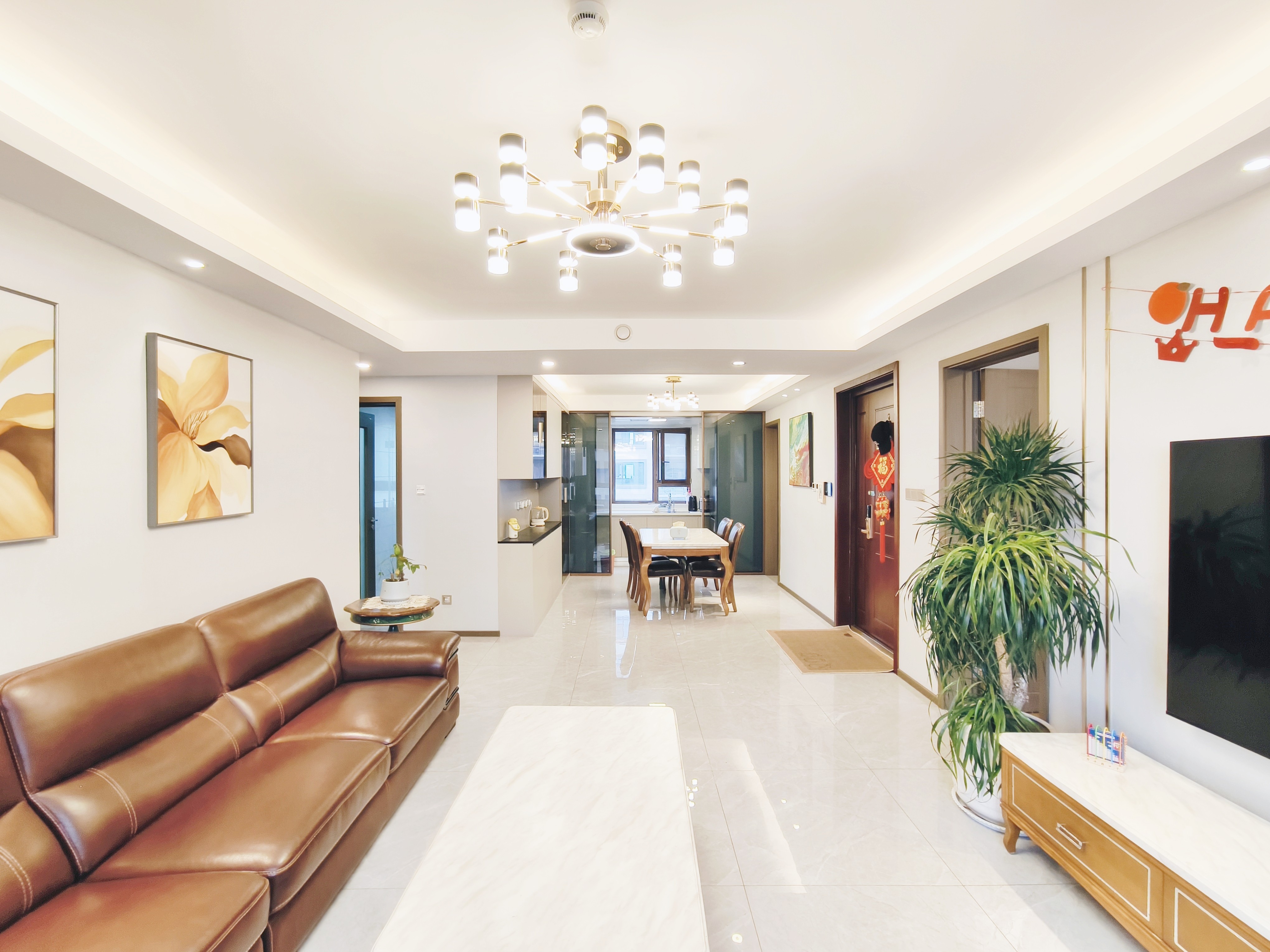  雪山金茂逸墅 南北