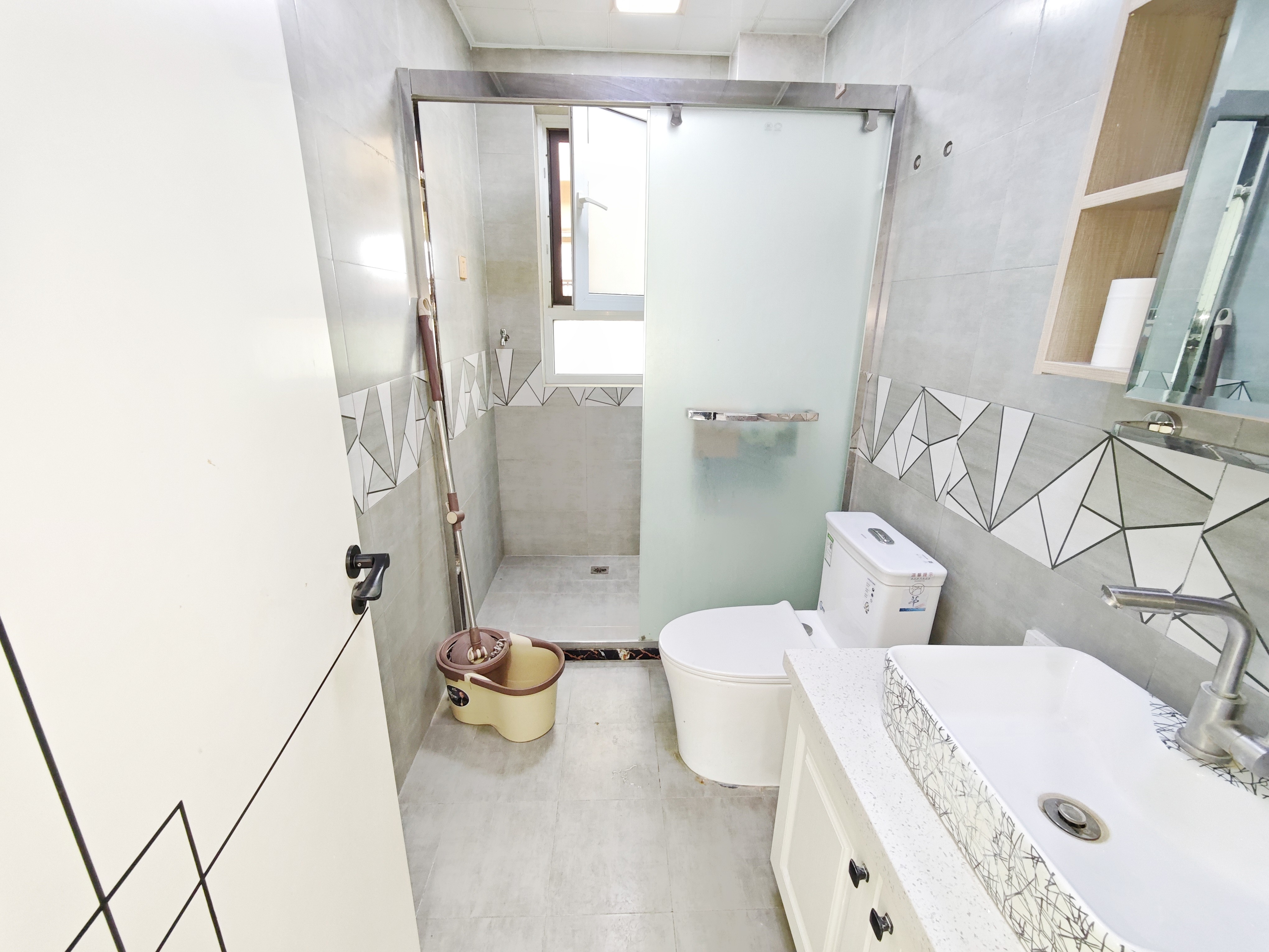 绿地新里香榭丽公馆