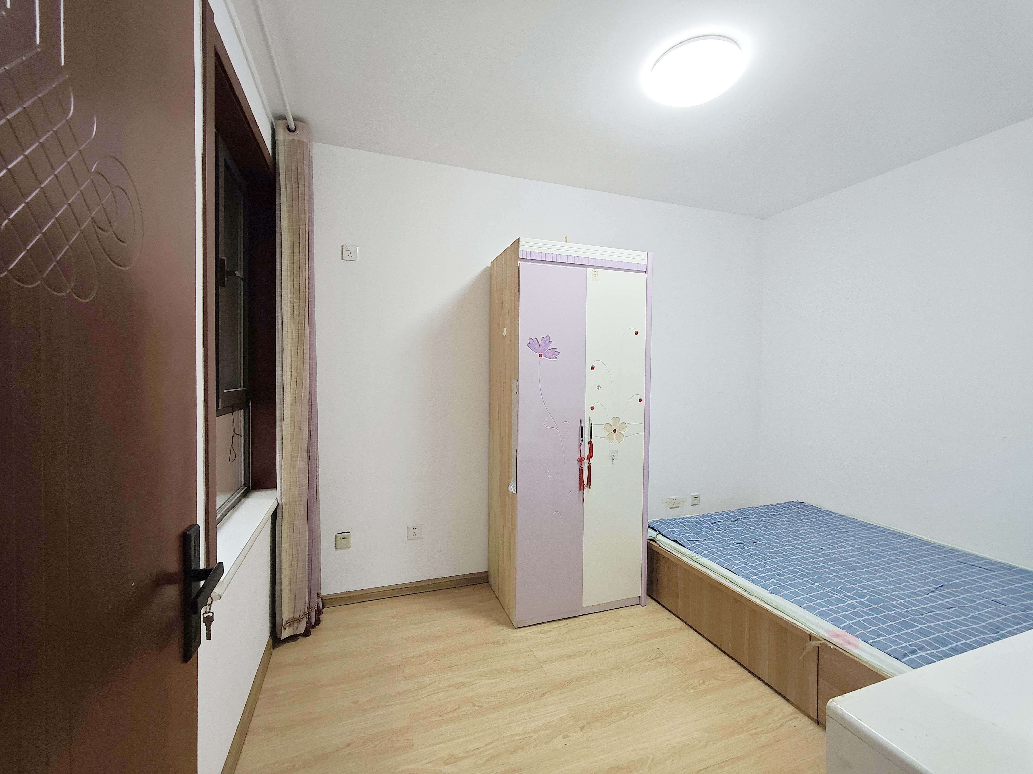 鲁邦奥林逸城东区
