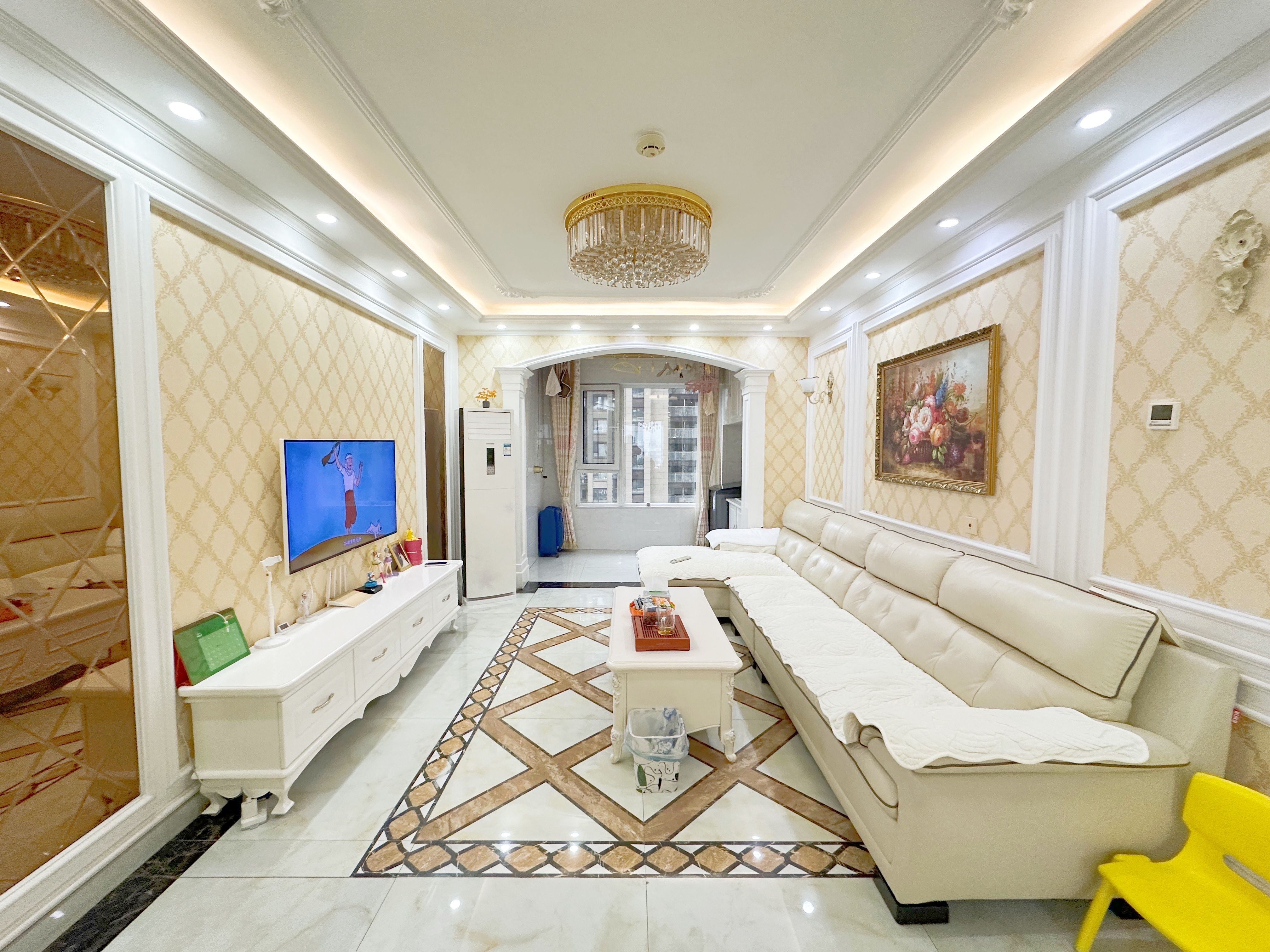 绿地新里梵尔赛公馆