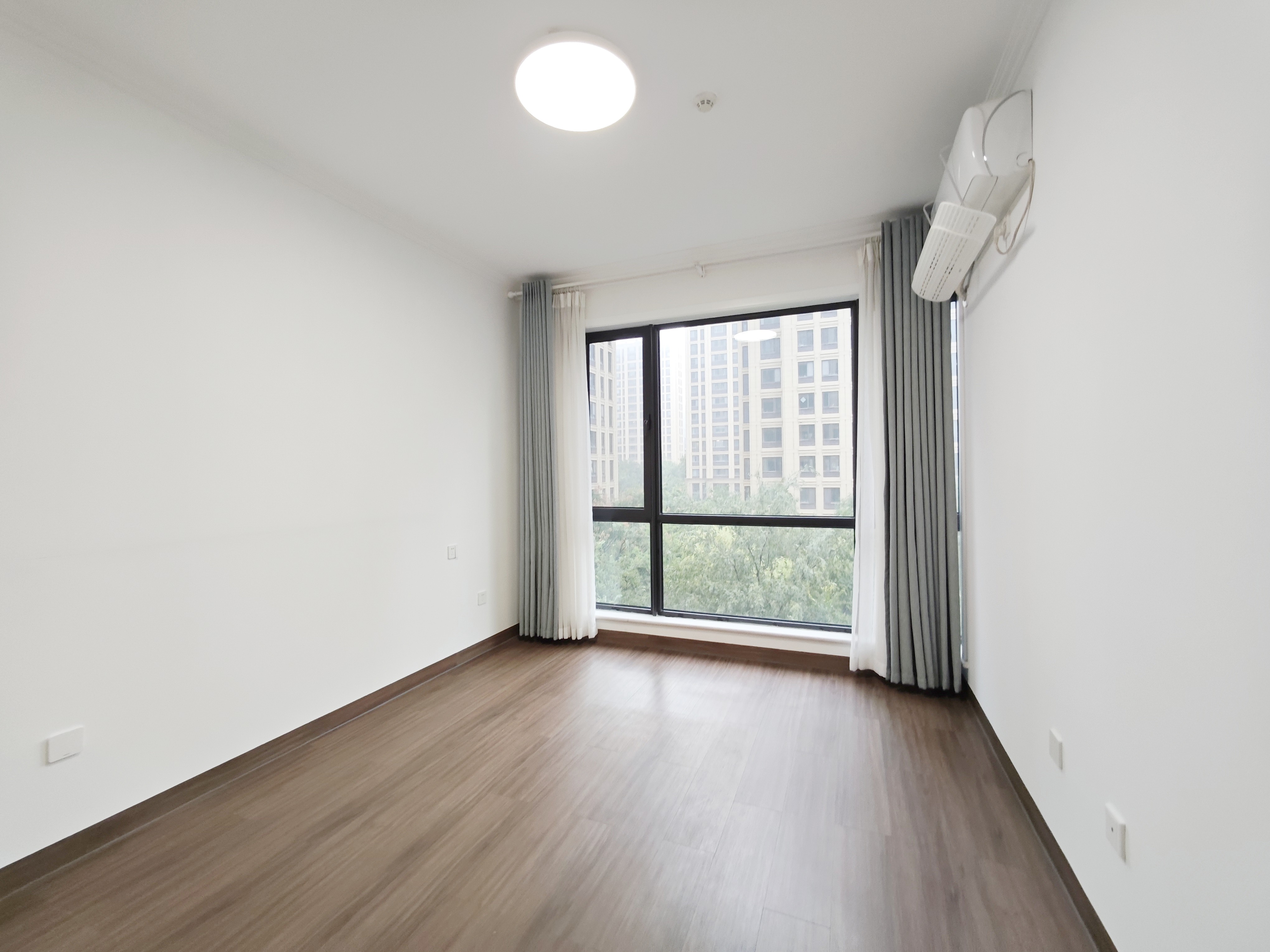 高新绿城玉兰花园