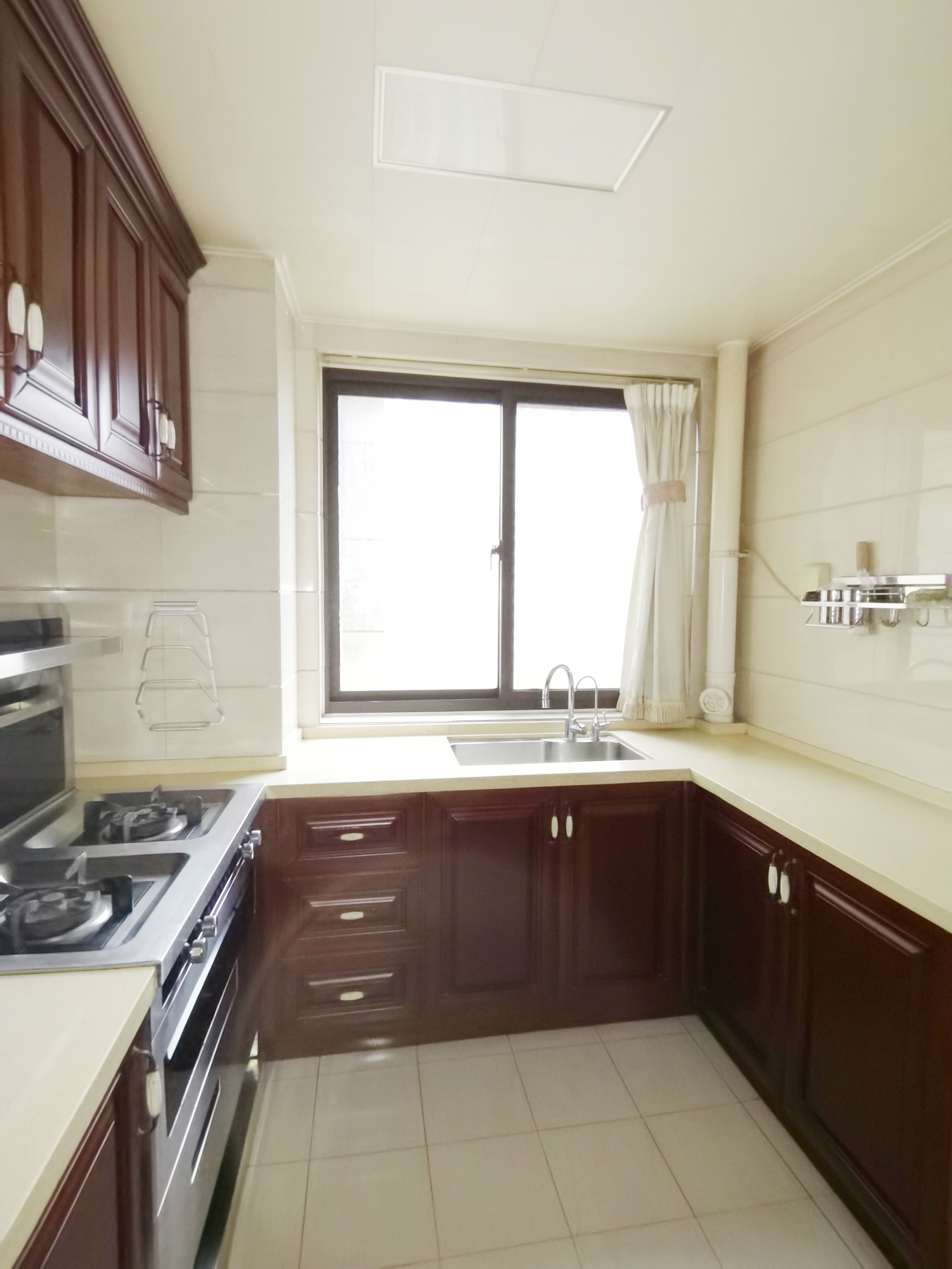 鲁邦奥林逸城西区