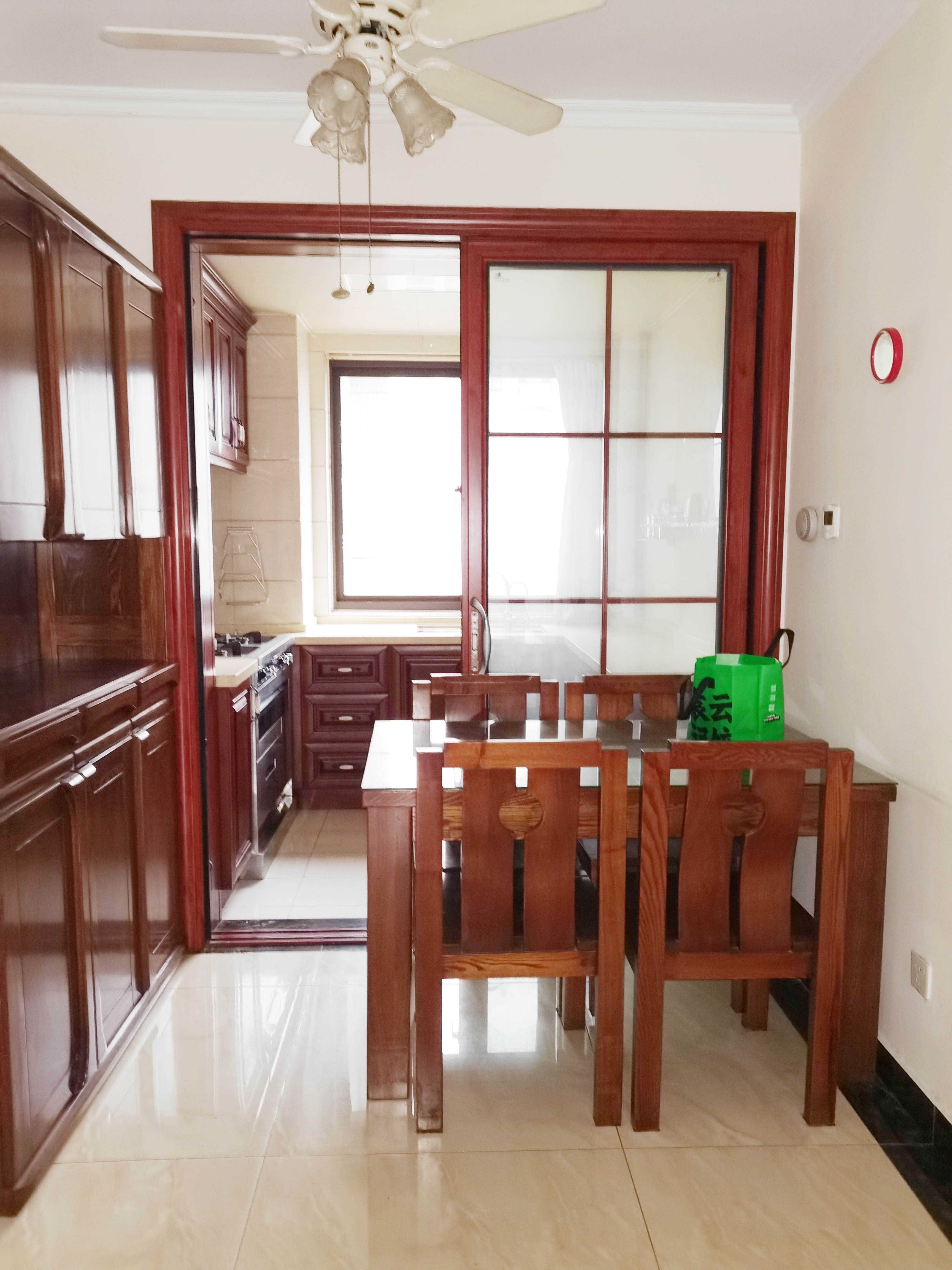 鲁邦奥林逸城西区