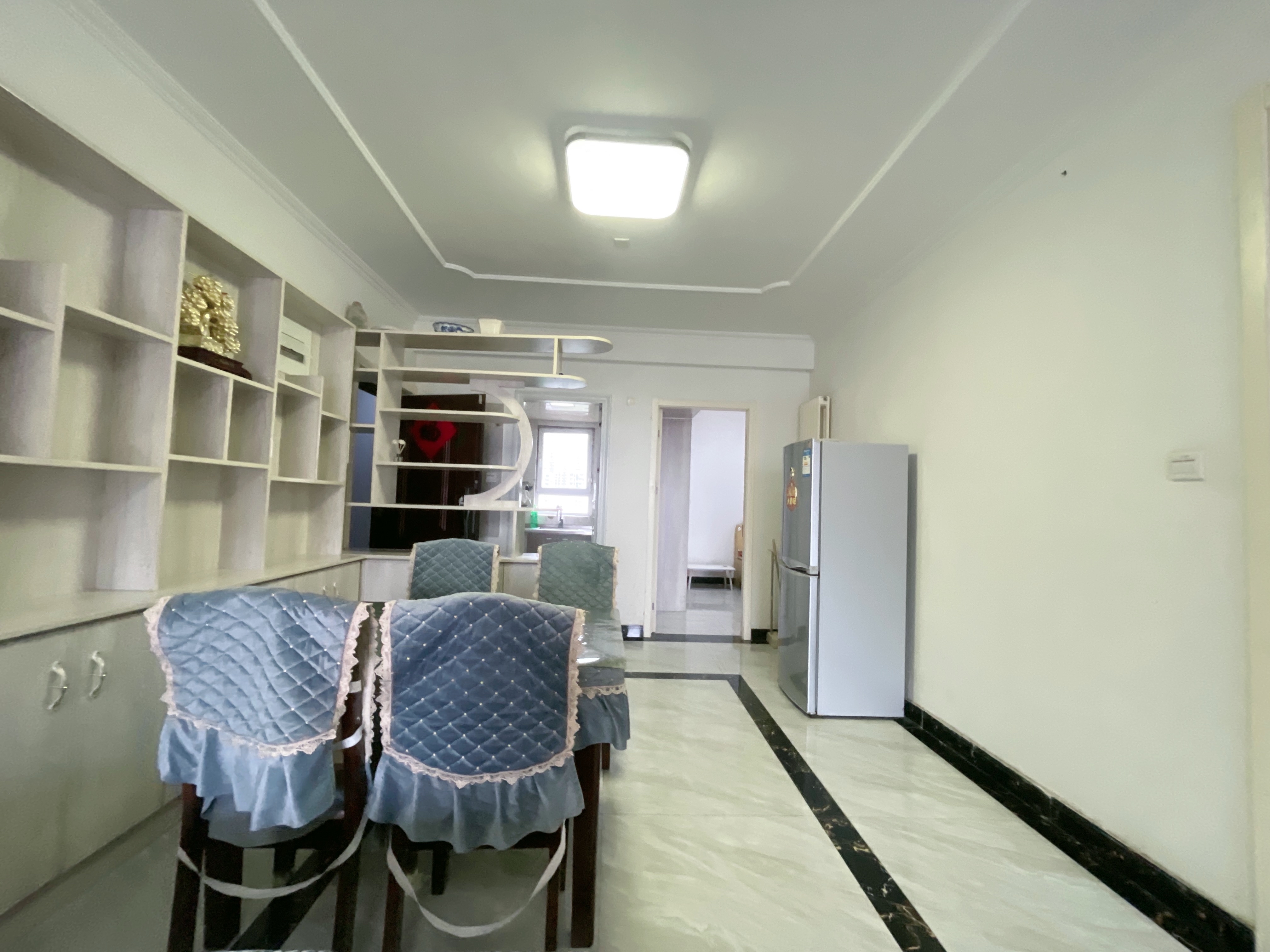 天鸿万象新天万卷府