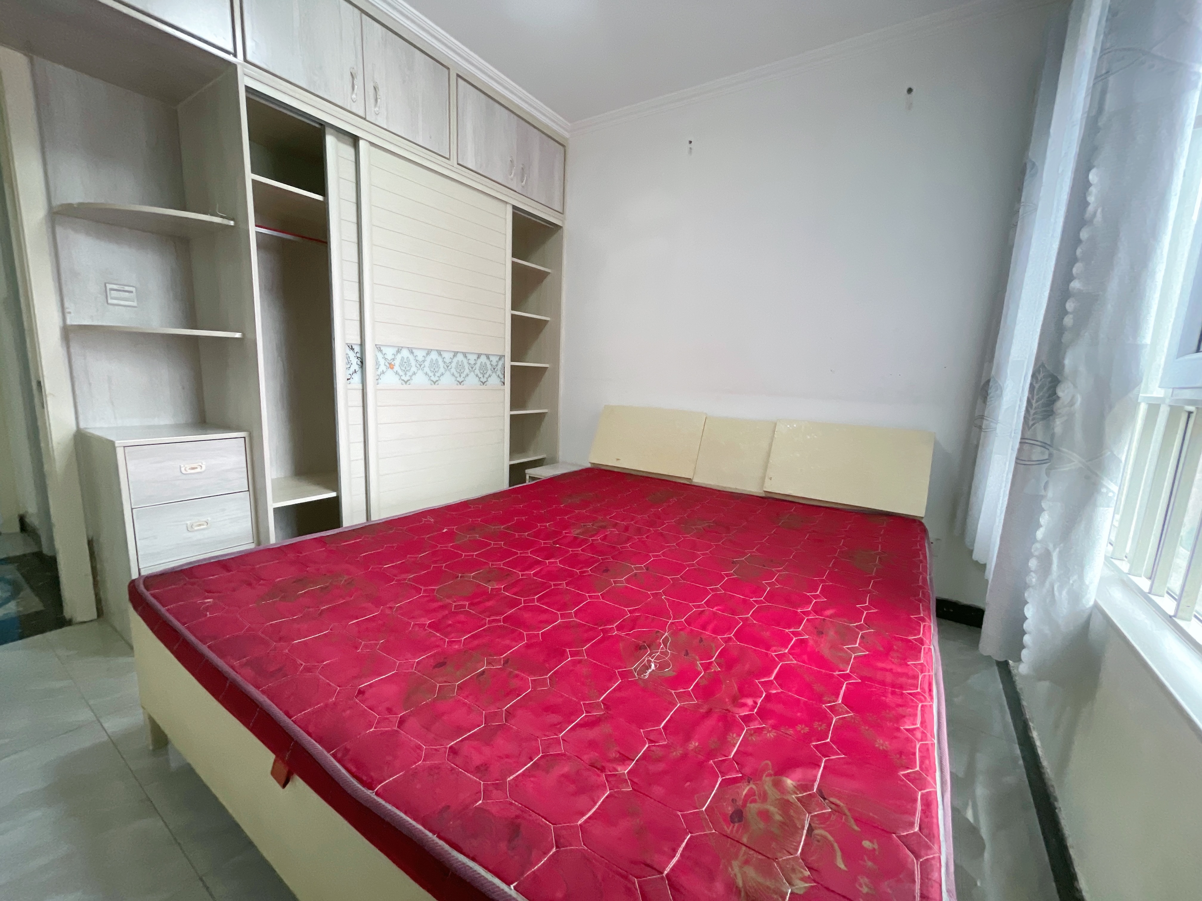 天鸿万象新天万卷府