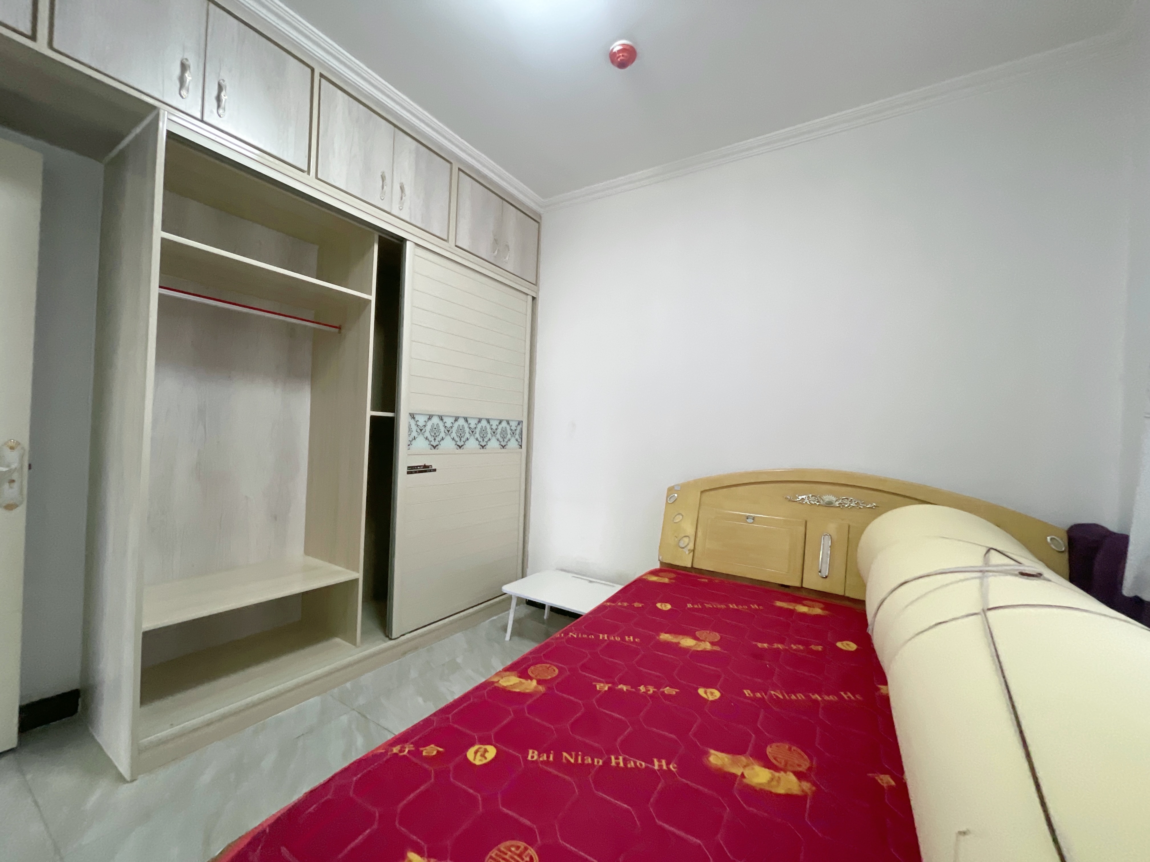 天鸿万象新天万卷府