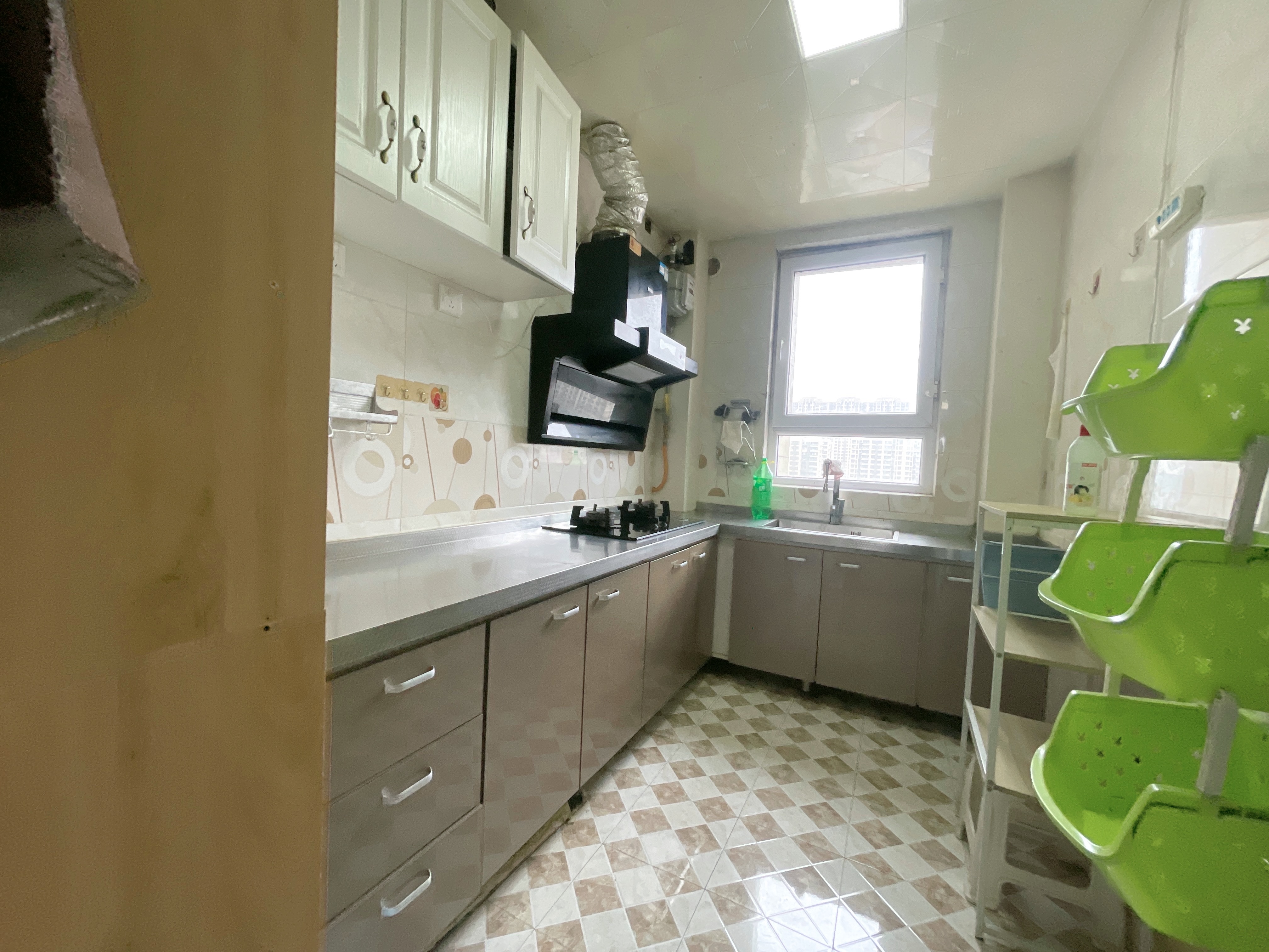 天鸿万象新天万卷府