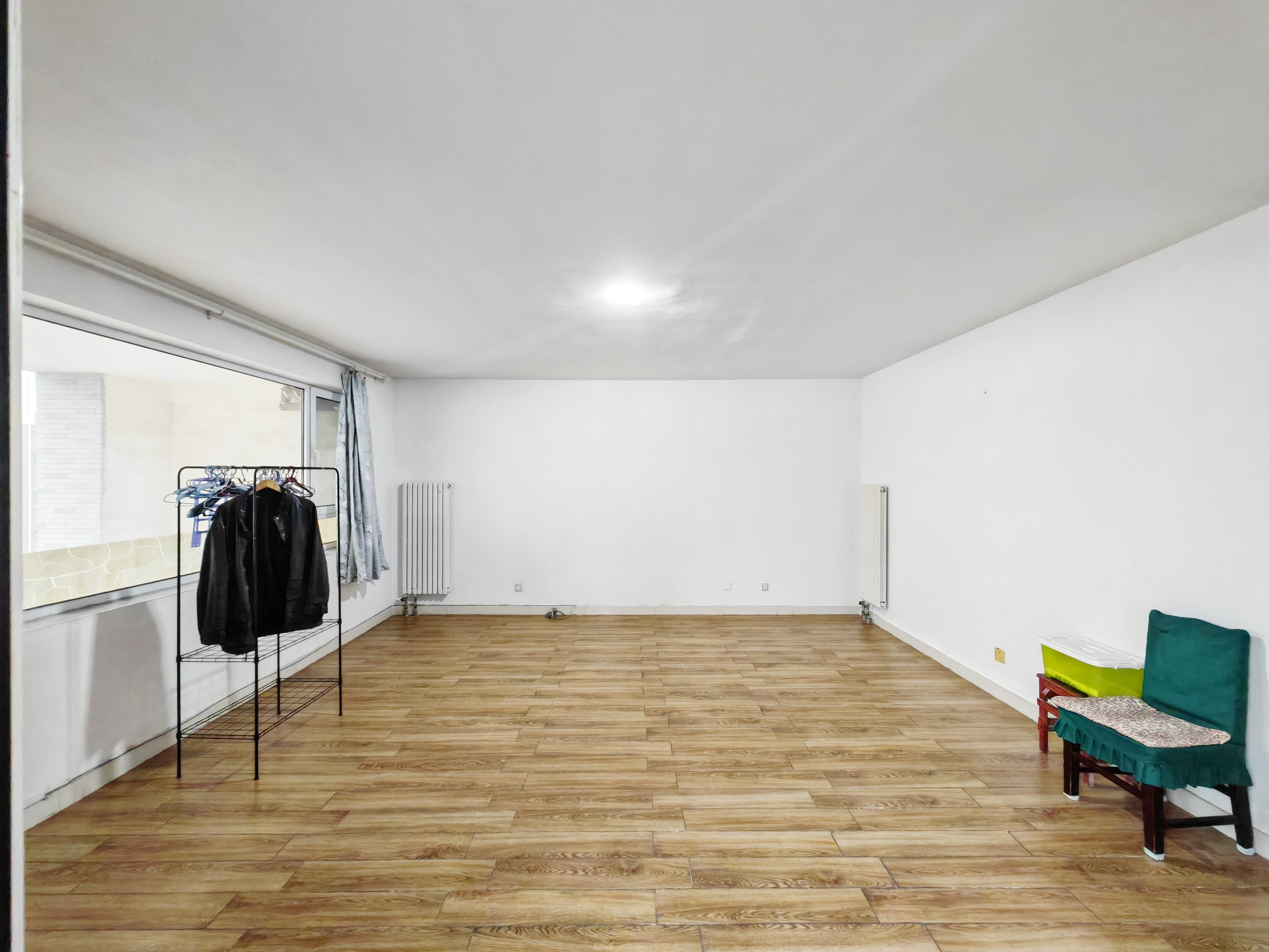  鲍德现代逸城 南北